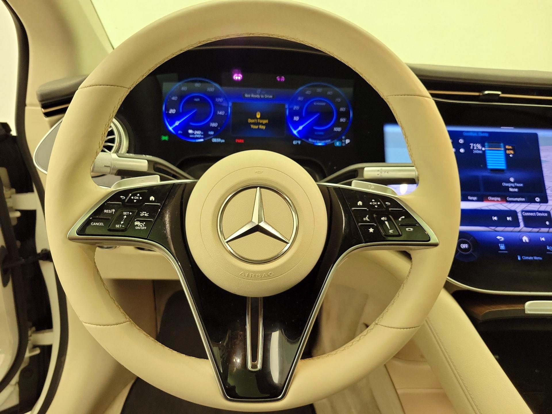 Thumbnail: 2022 Mercedes-Benz EQS - 10