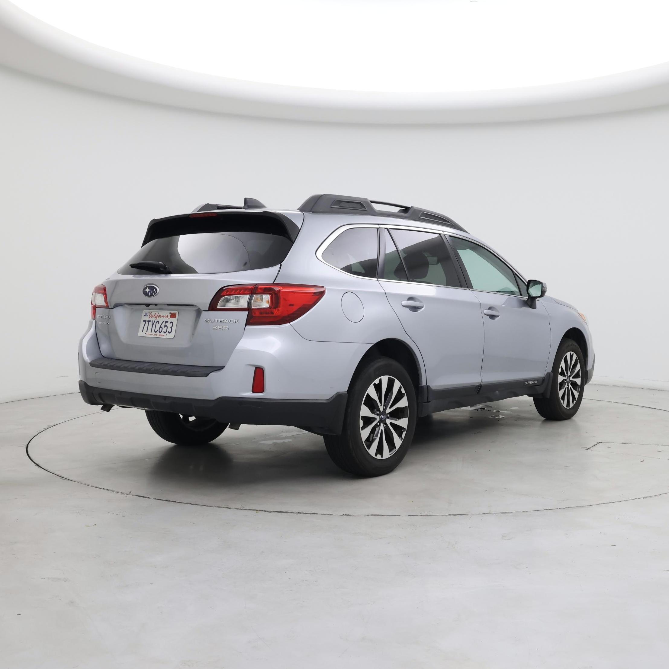 Thumbnail: 2017 Subaru Outback - 8