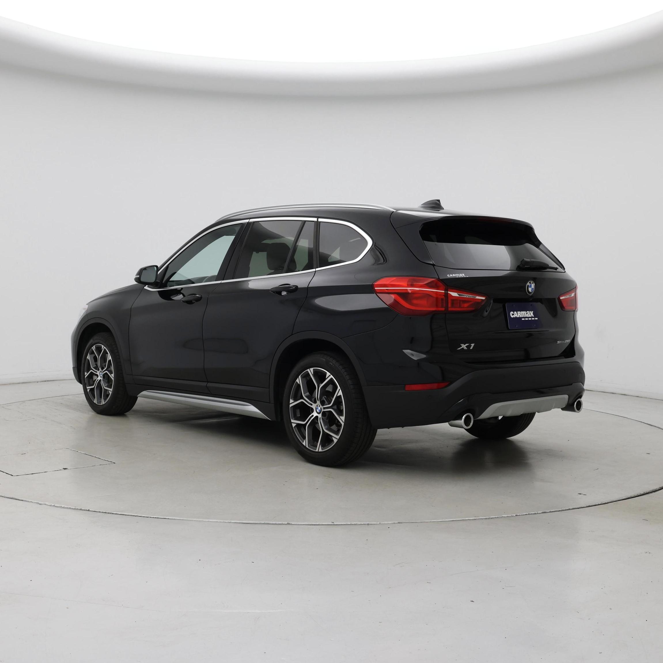 Thumbnail: 2022 BMW X1 - 2