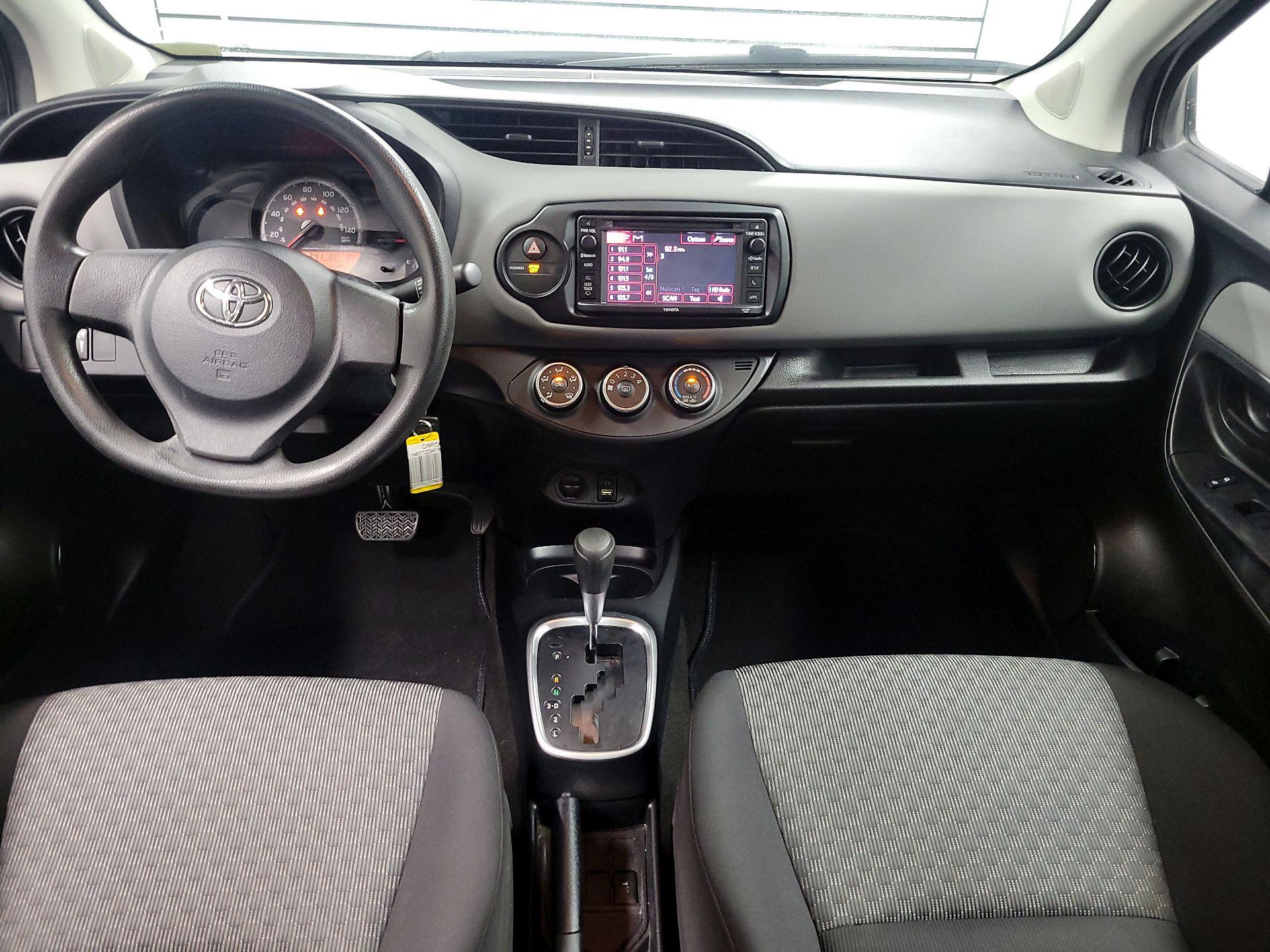 Thumbnail: 2015 Toyota Yaris - 9