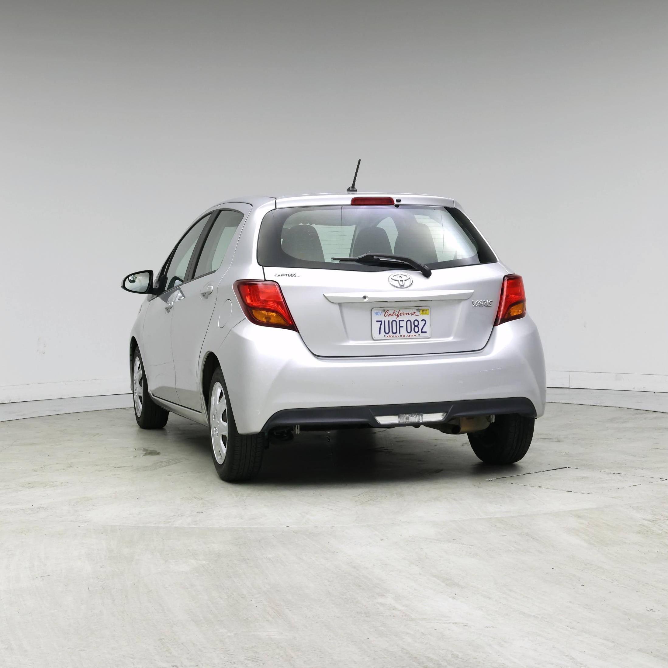 Thumbnail: 2015 Toyota Yaris - 6
