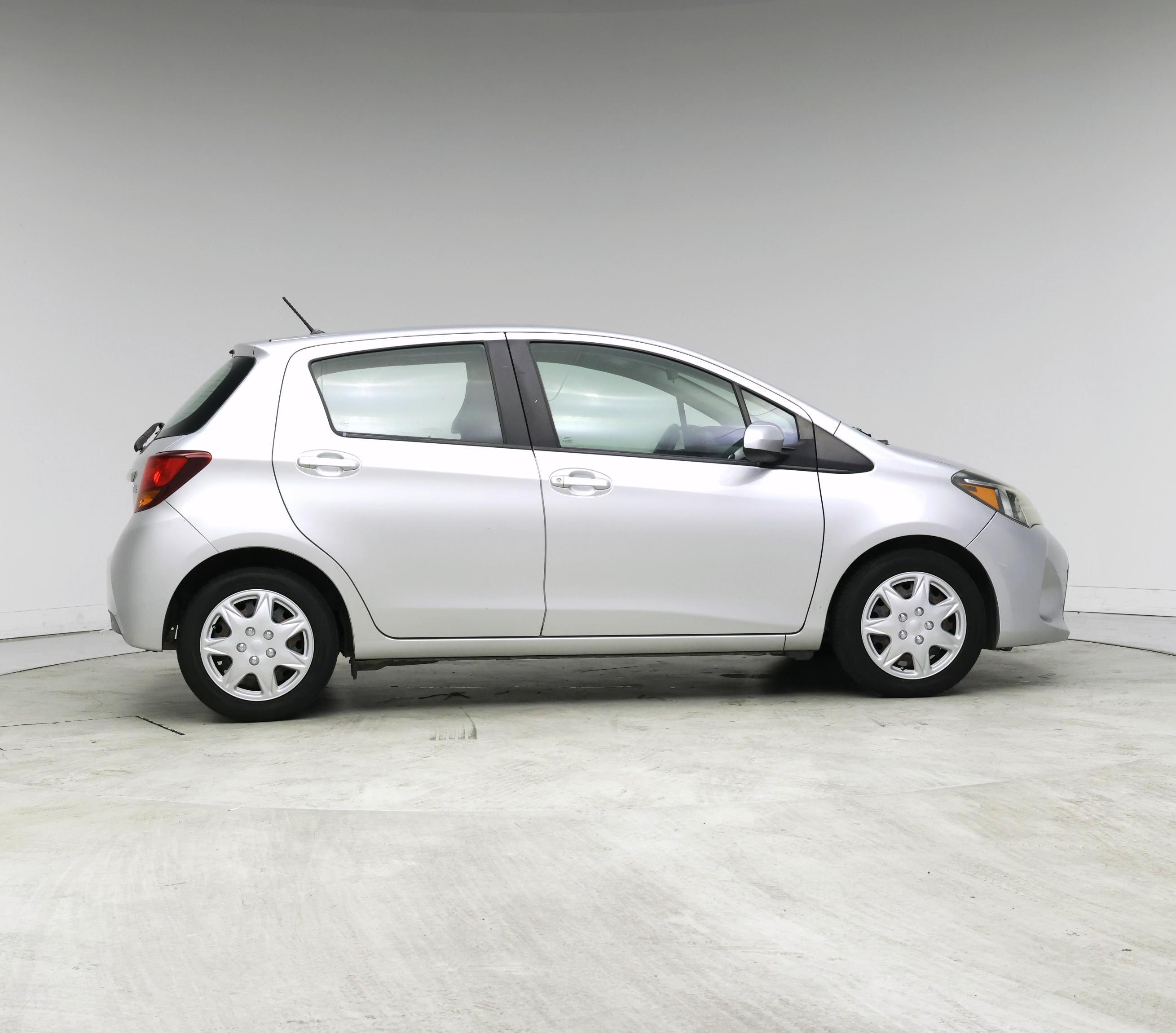 Thumbnail: 2015 Toyota Yaris - 7