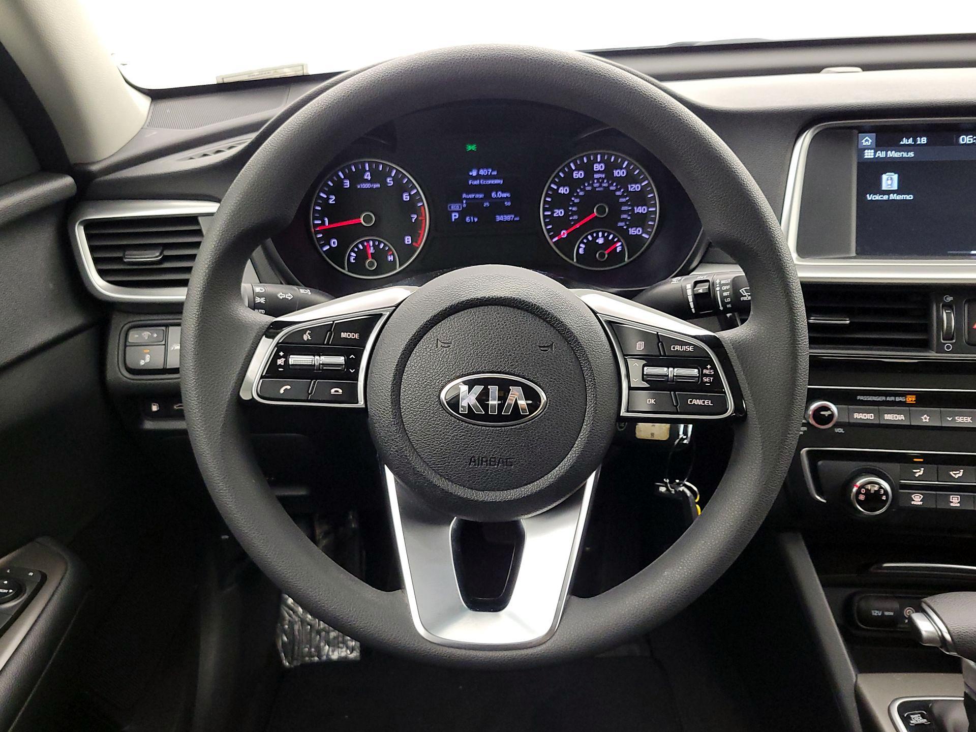 Thumbnail: 2019 Kia Optima - 10