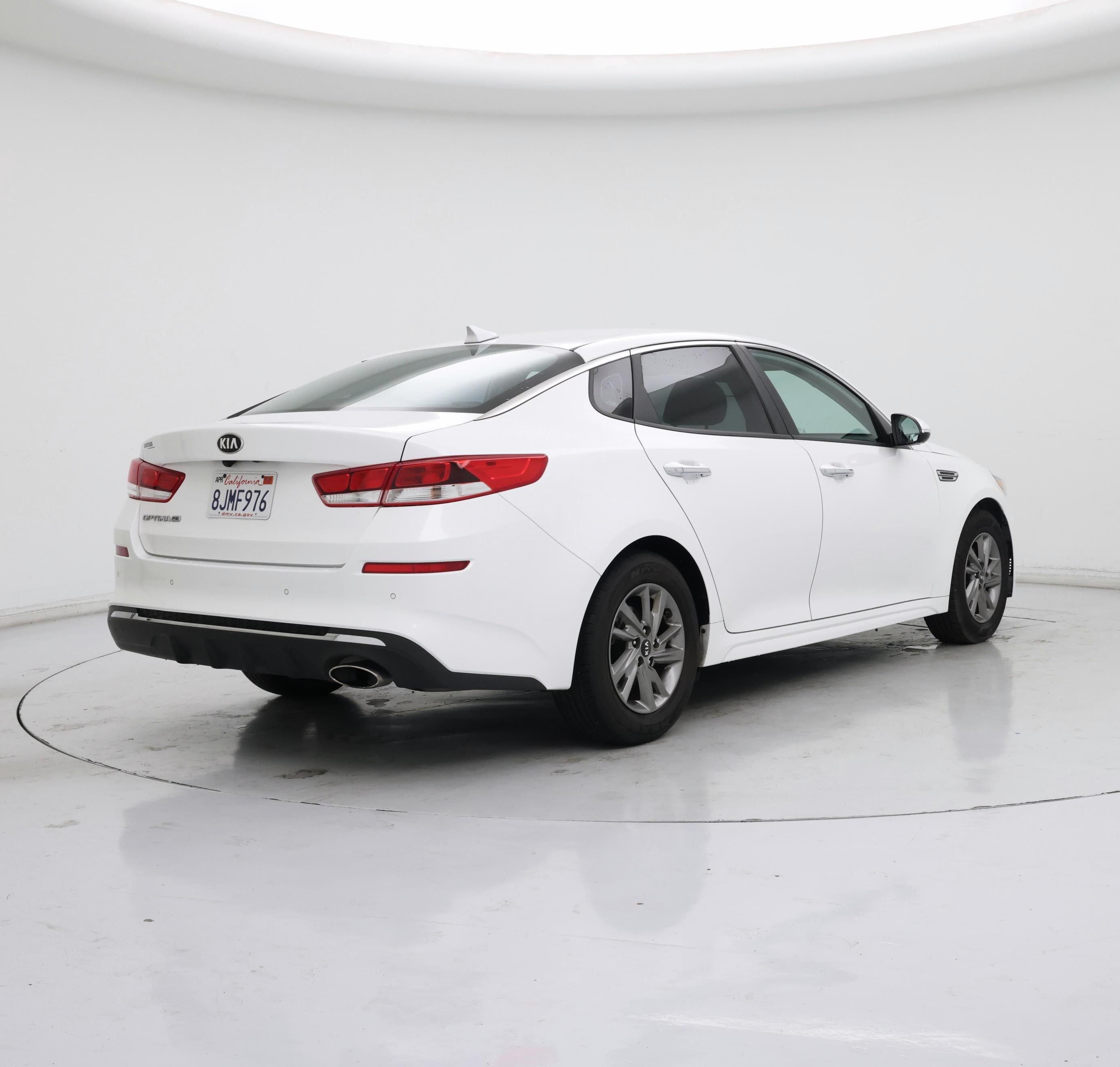 Thumbnail: 2019 Kia Optima - 8