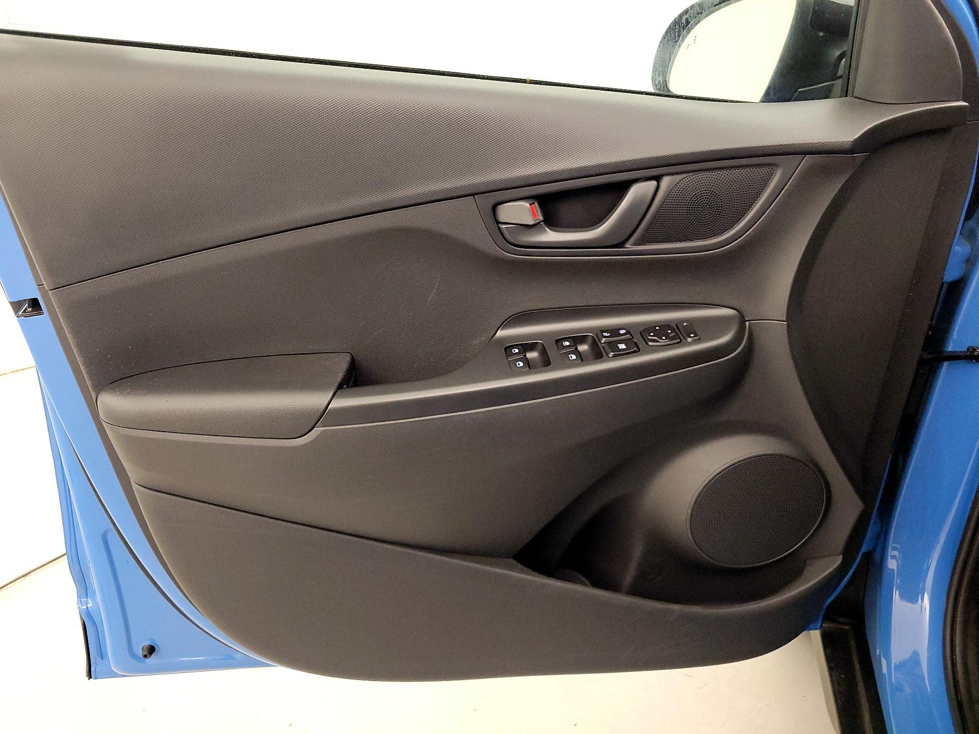 Thumbnail: 2022 Hyundai Kona - 12