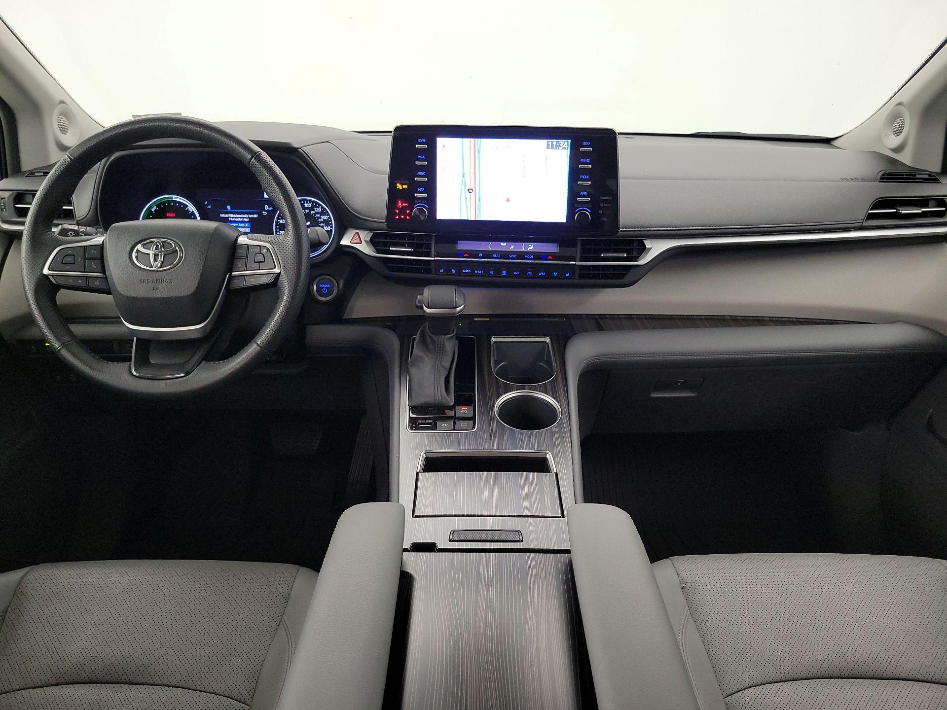Thumbnail: 2024 Toyota Sienna - 9