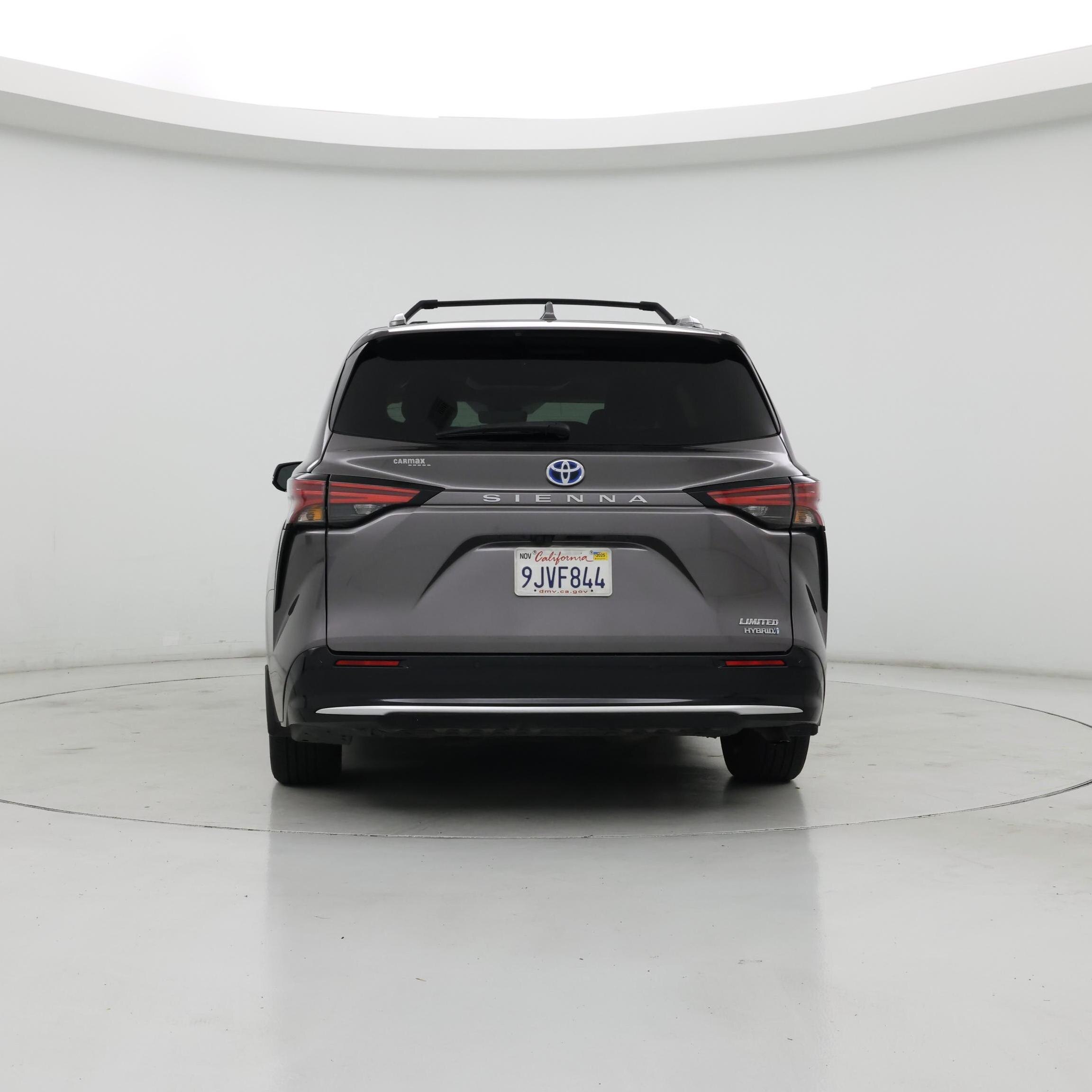 Thumbnail: 2024 Toyota Sienna - 6
