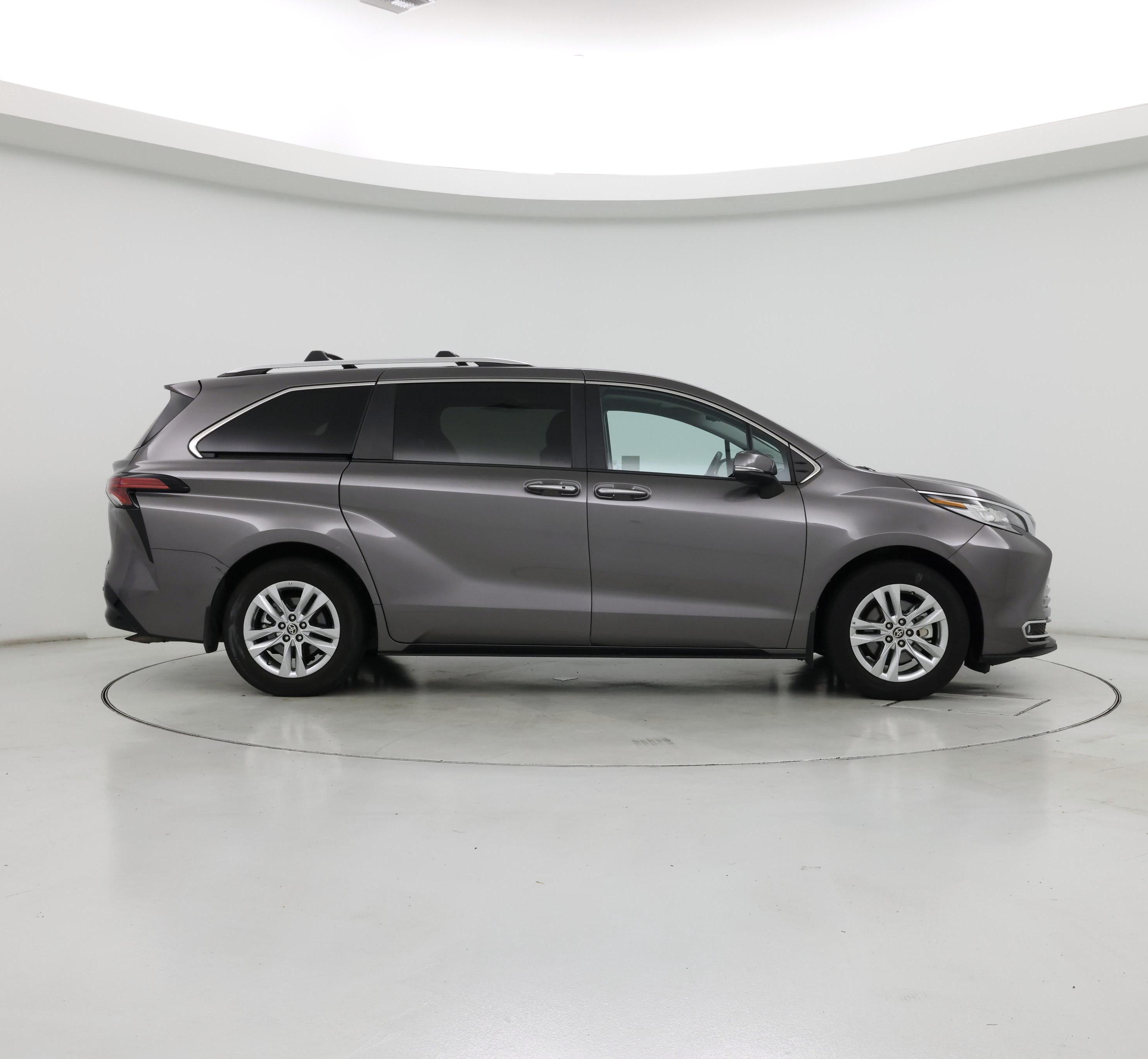Thumbnail: 2024 Toyota Sienna - 7