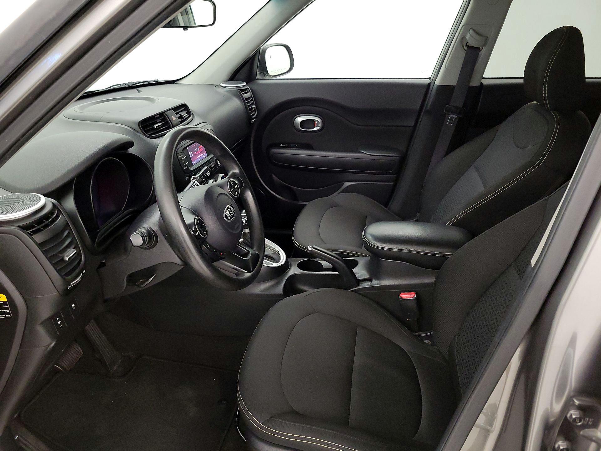 Thumbnail: 2015 Kia Soul - 11
