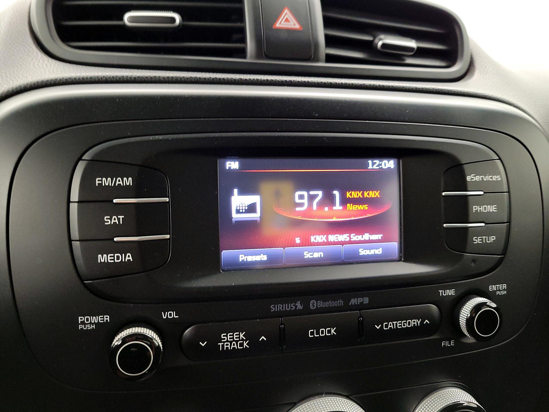 Thumbnail: 2015 Kia Soul - 15