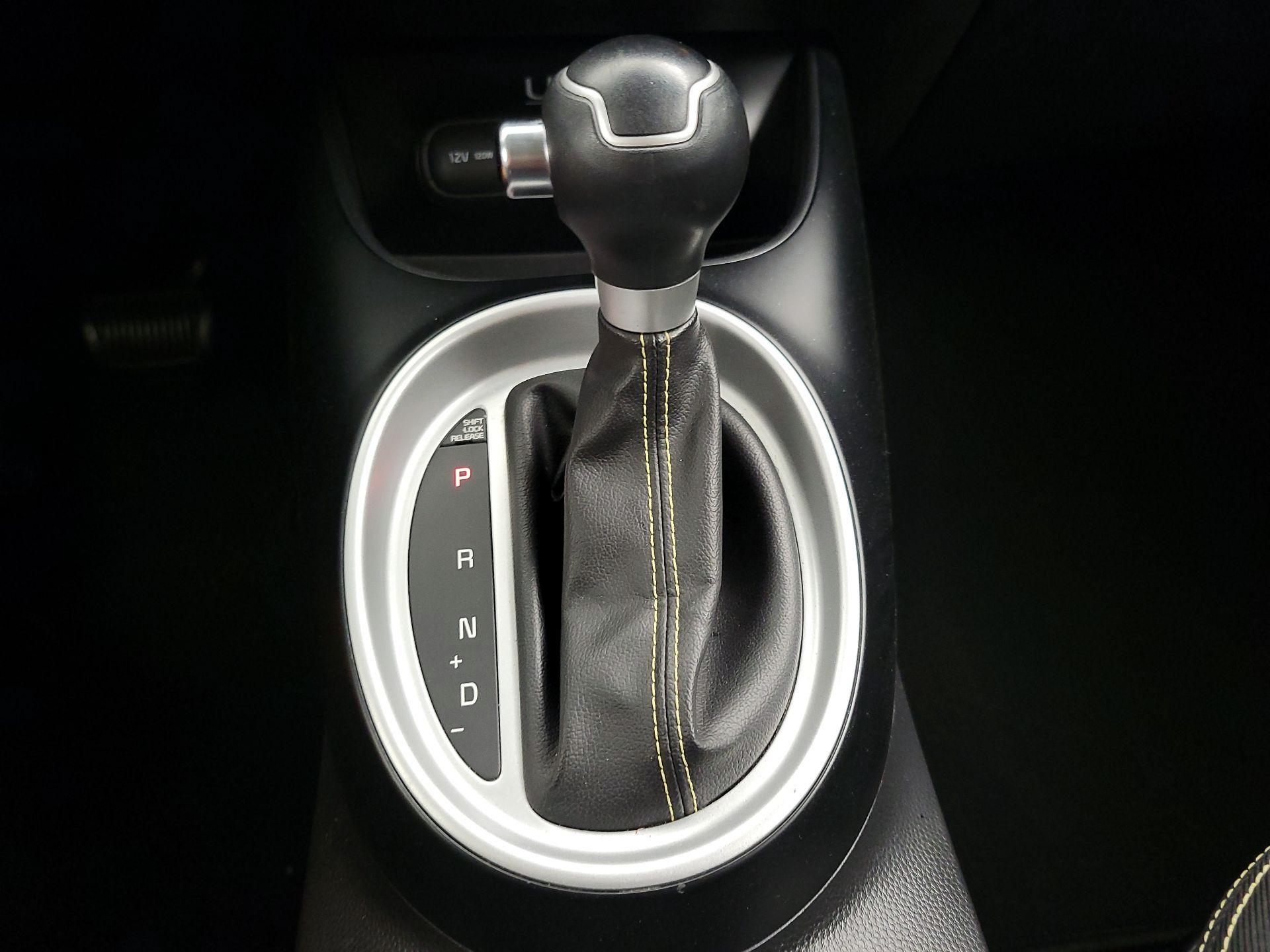 Thumbnail: 2015 Kia Soul - 17