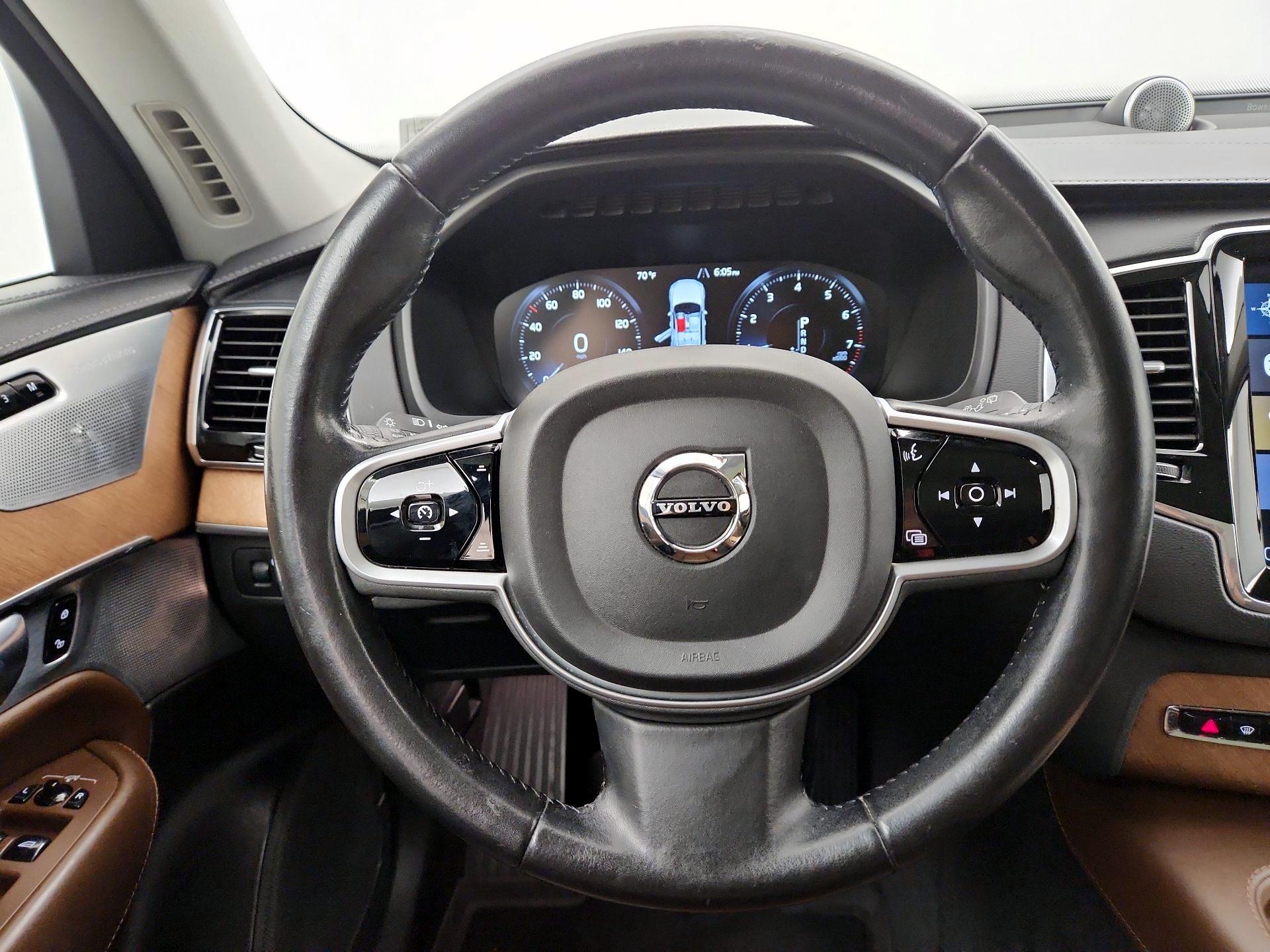 Thumbnail: 2019 Volvo XC90 - 10