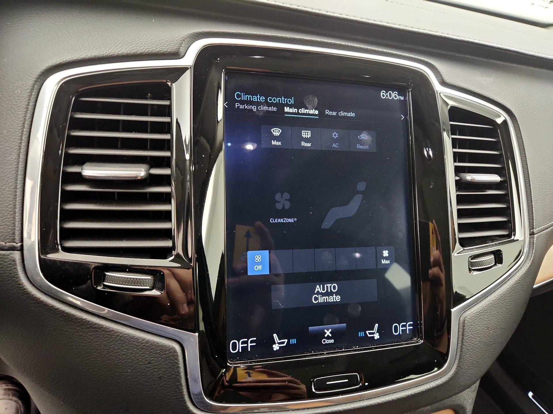 Thumbnail: 2019 Volvo XC90 - 16