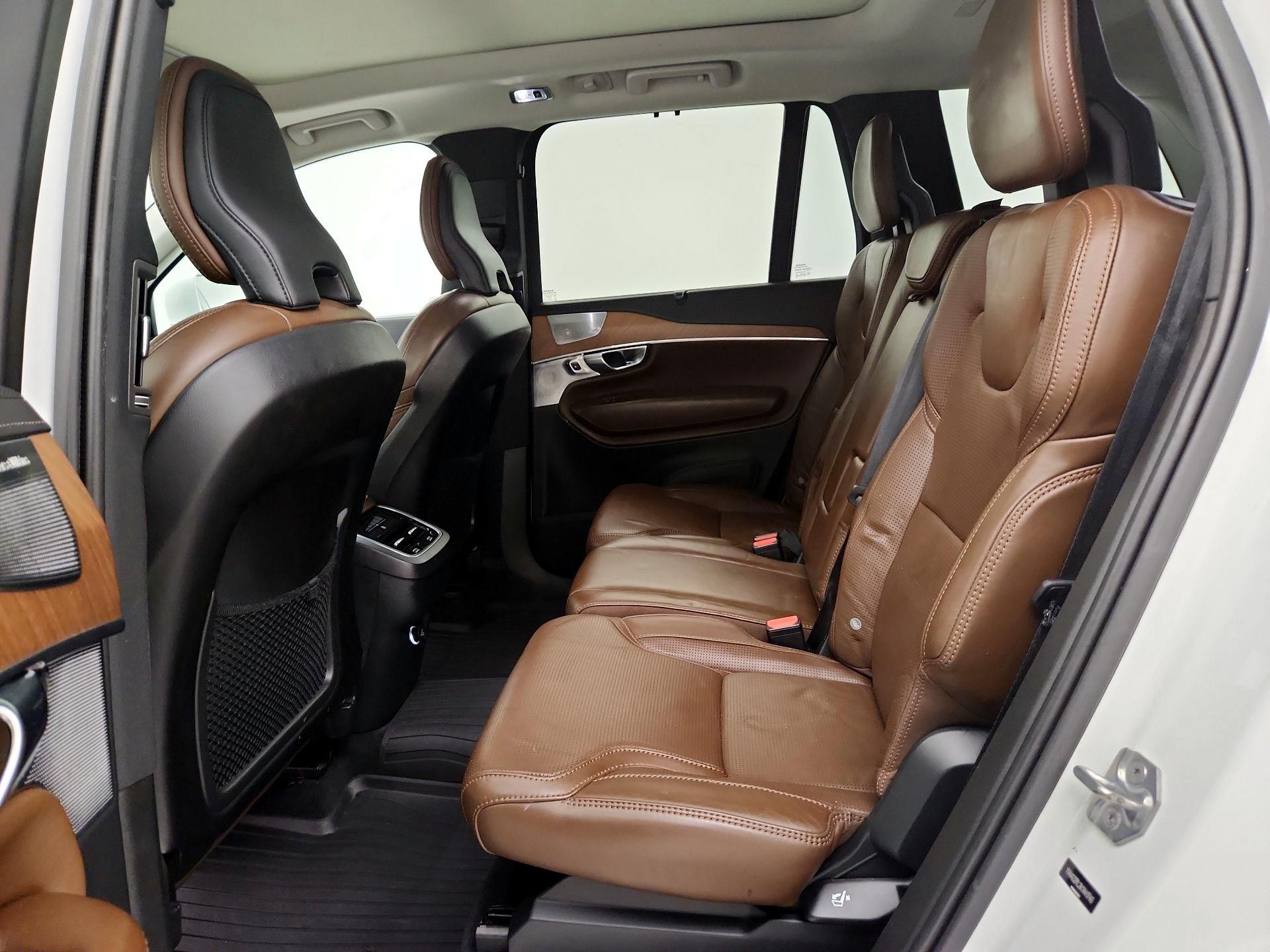 Thumbnail: 2019 Volvo XC90 - 19