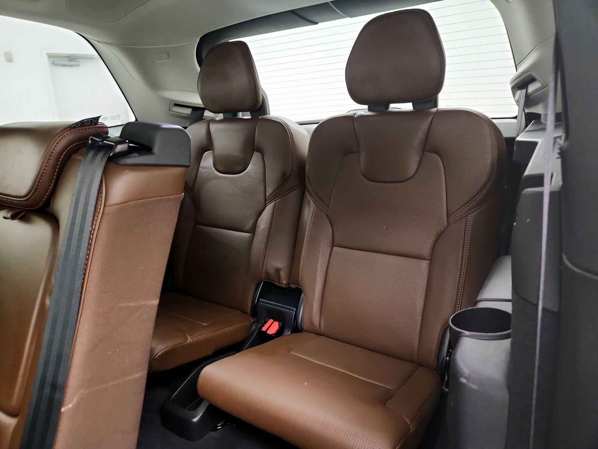 Thumbnail: 2019 Volvo XC90 - 20
