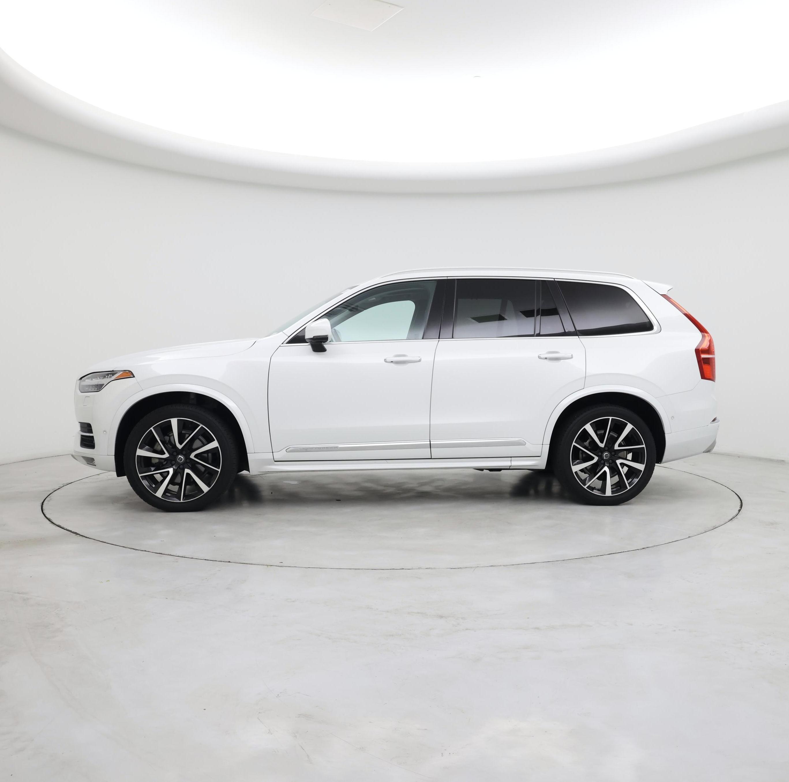 Thumbnail: 2019 Volvo XC90 - 3