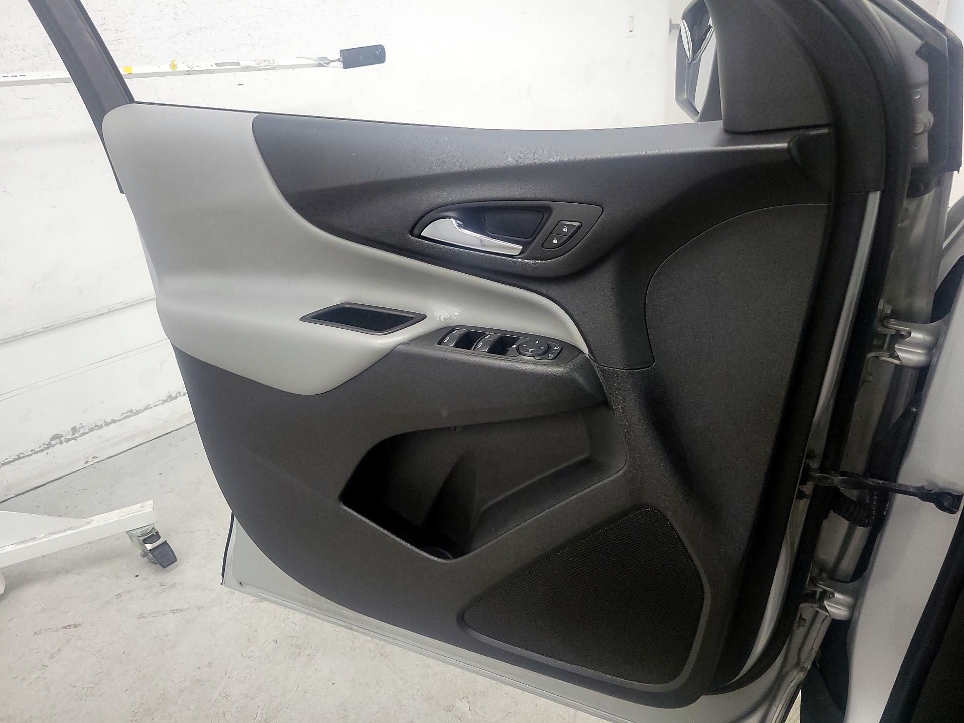 Thumbnail: 2020 Chevrolet Equinox - 12