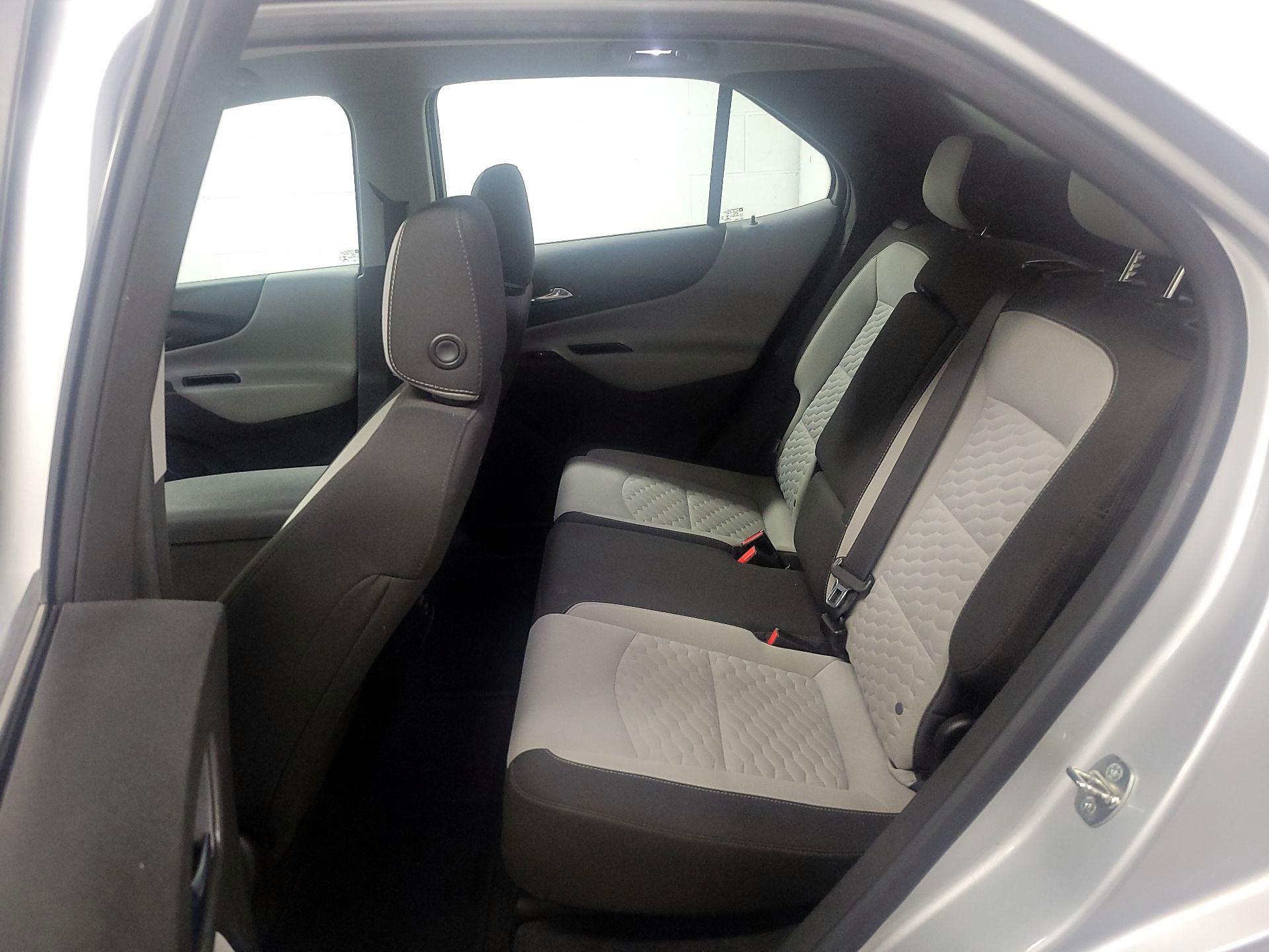 Thumbnail: 2020 Chevrolet Equinox - 18