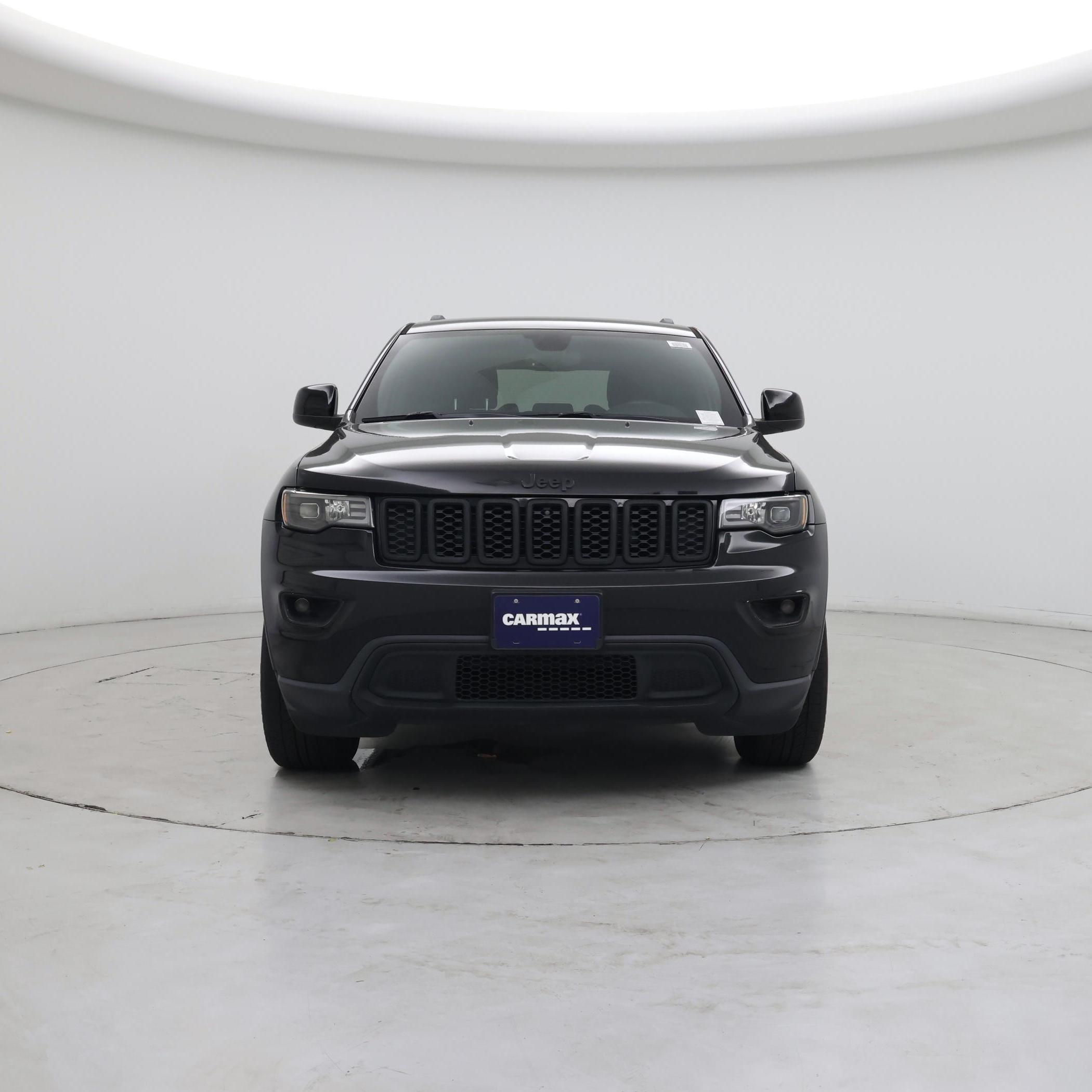 Thumbnail: 2018 Jeep Grand Cherokee - 5