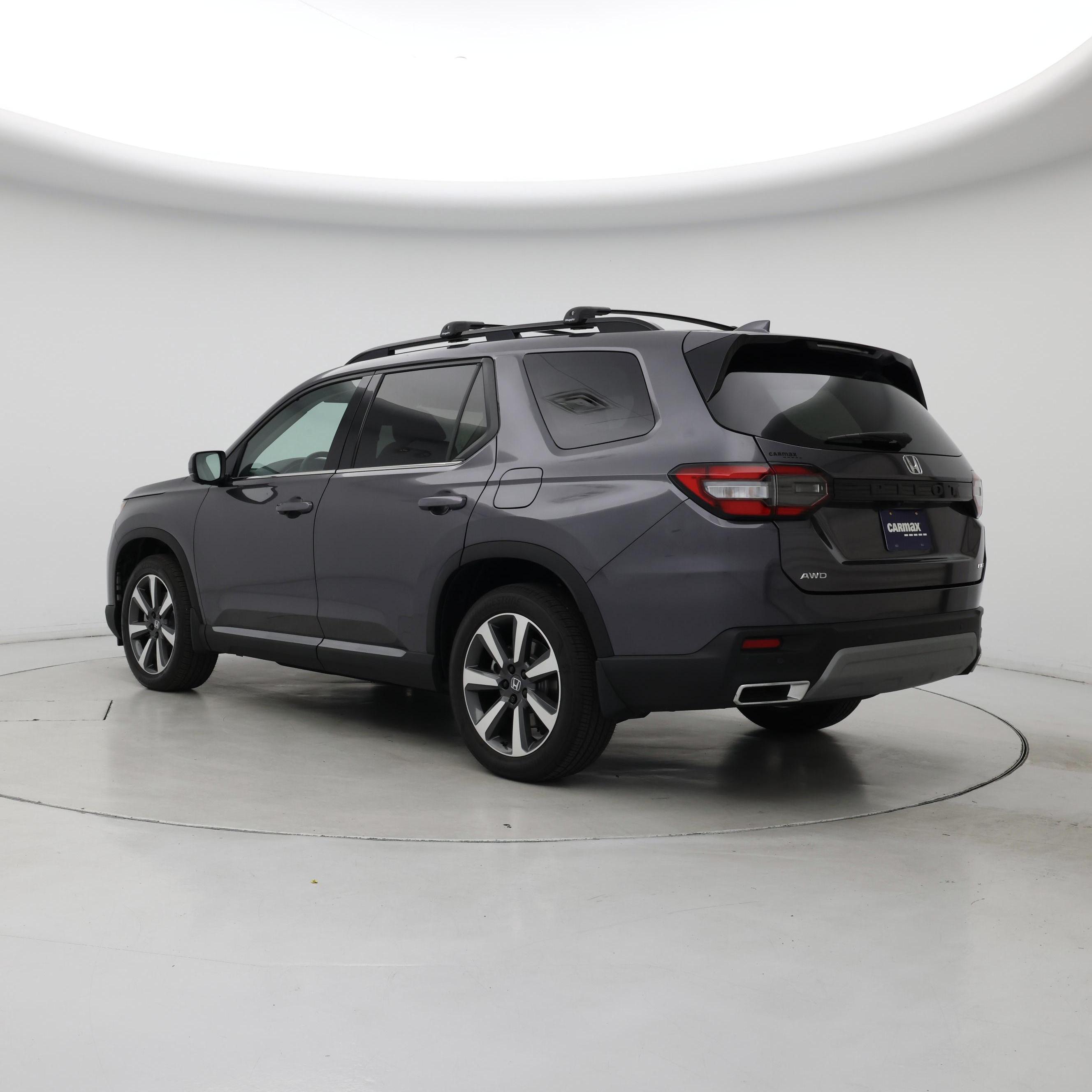 Thumbnail: 2023 Honda Pilot - 2