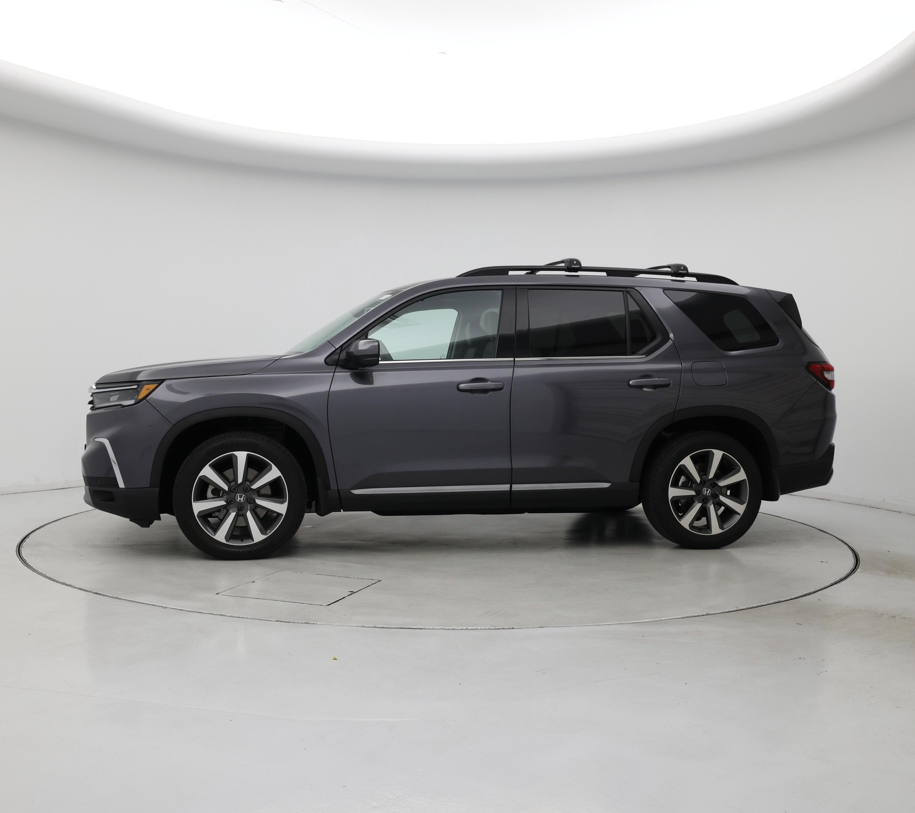 Thumbnail: 2023 Honda Pilot - 3