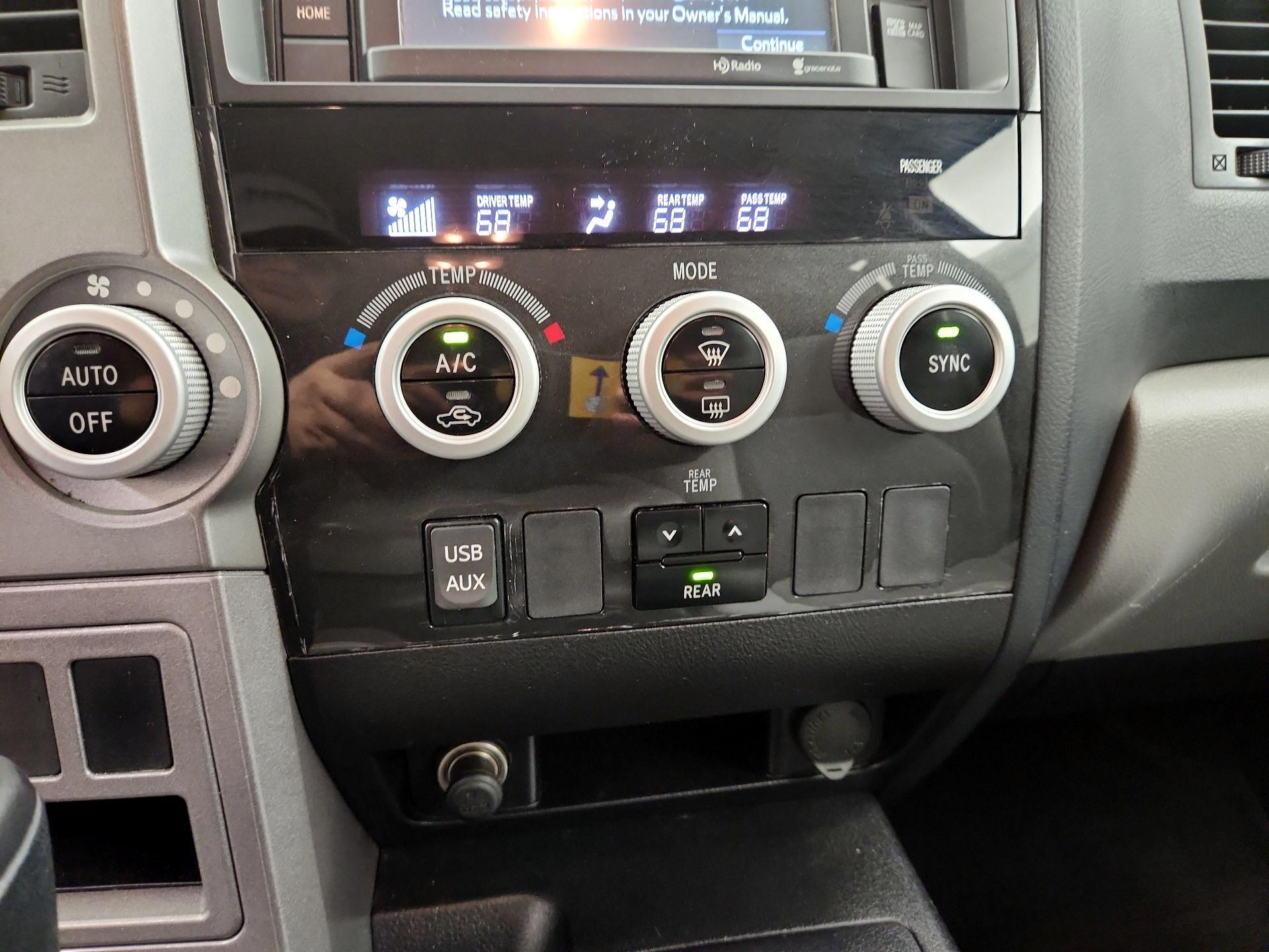 Thumbnail: 2016 Toyota Sequoia - 17