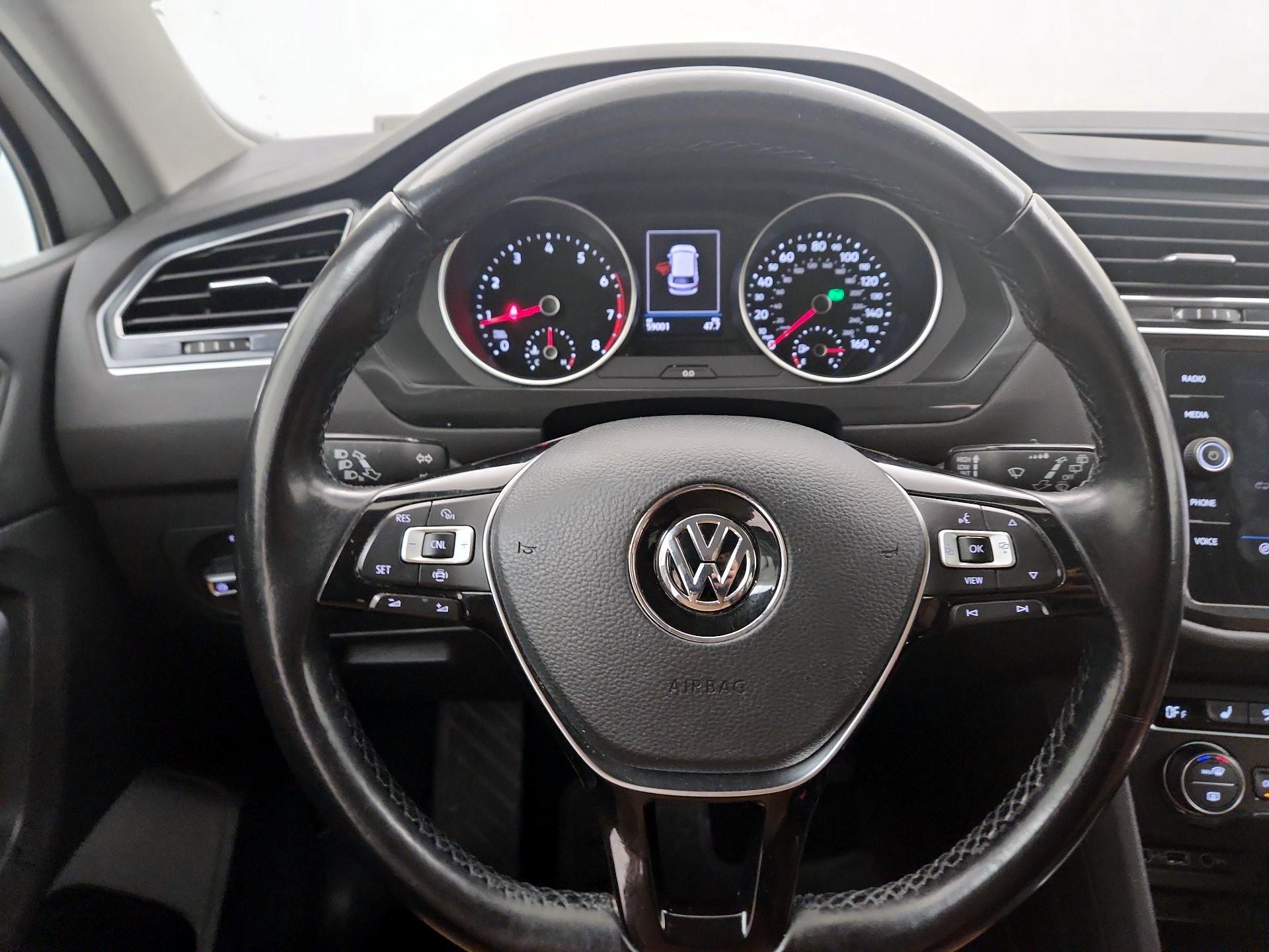 Thumbnail: 2019 Volkswagen Tiguan - 10