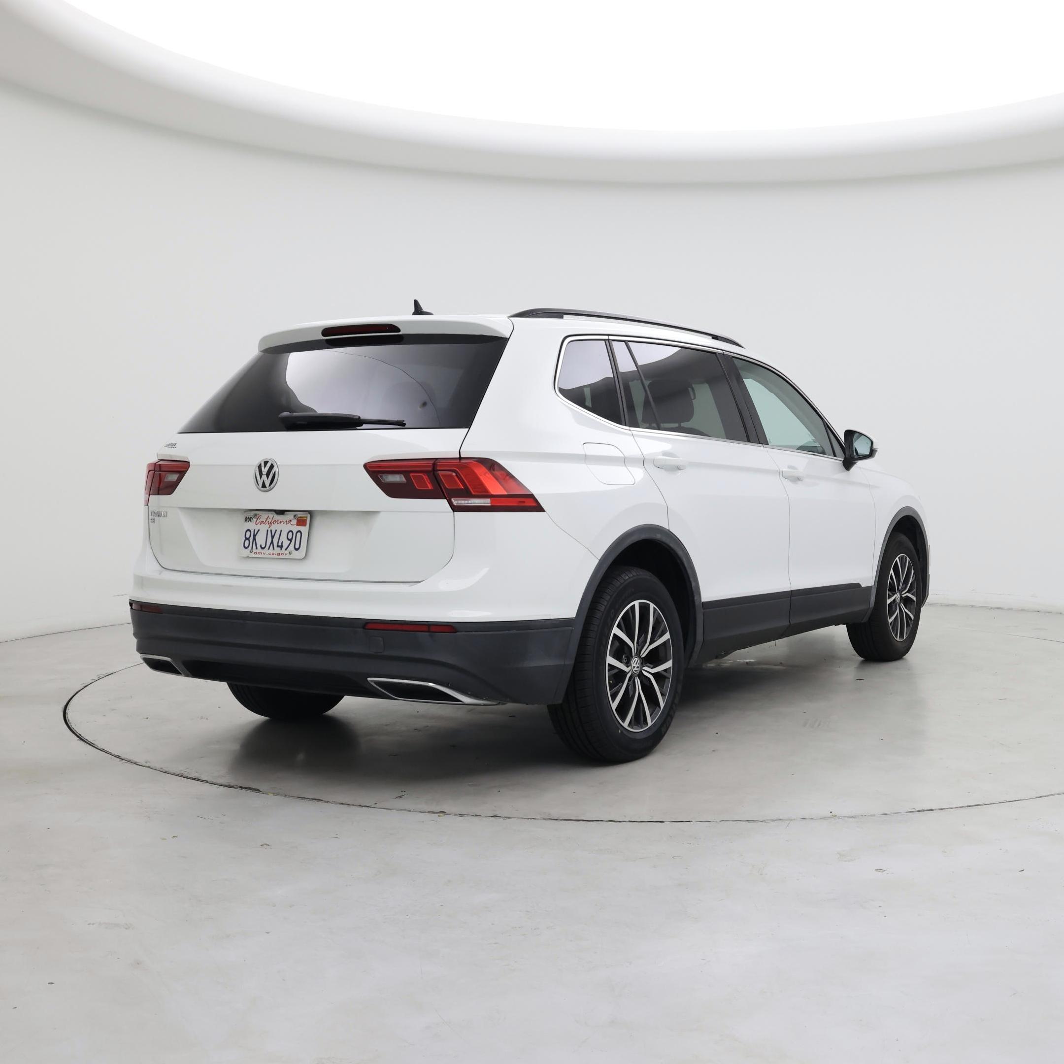 Thumbnail: 2019 Volkswagen Tiguan - 8
