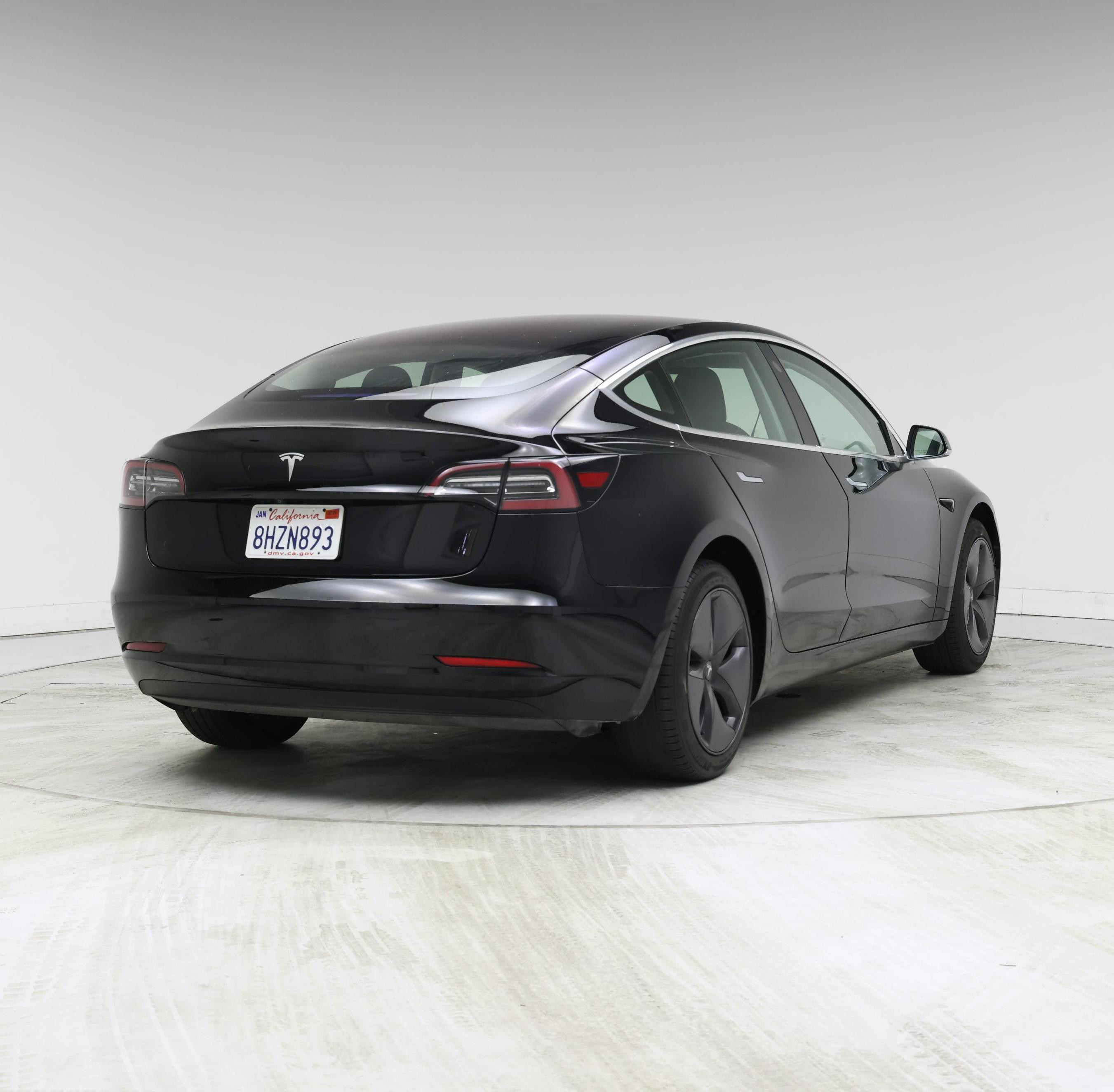 Thumbnail: 2018 Tesla Model 3 - 8
