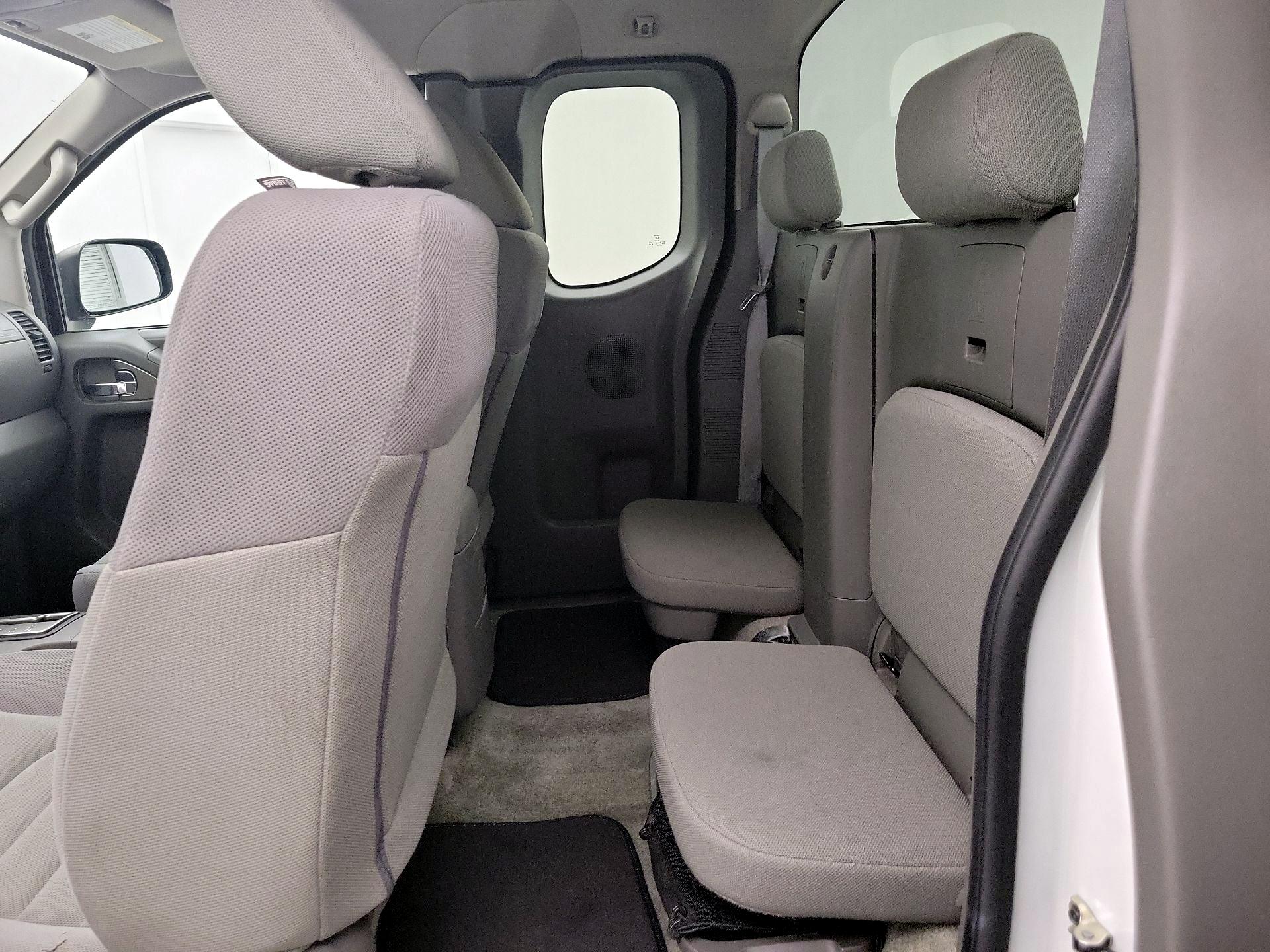 Thumbnail: 2017 Nissan Frontier - 18