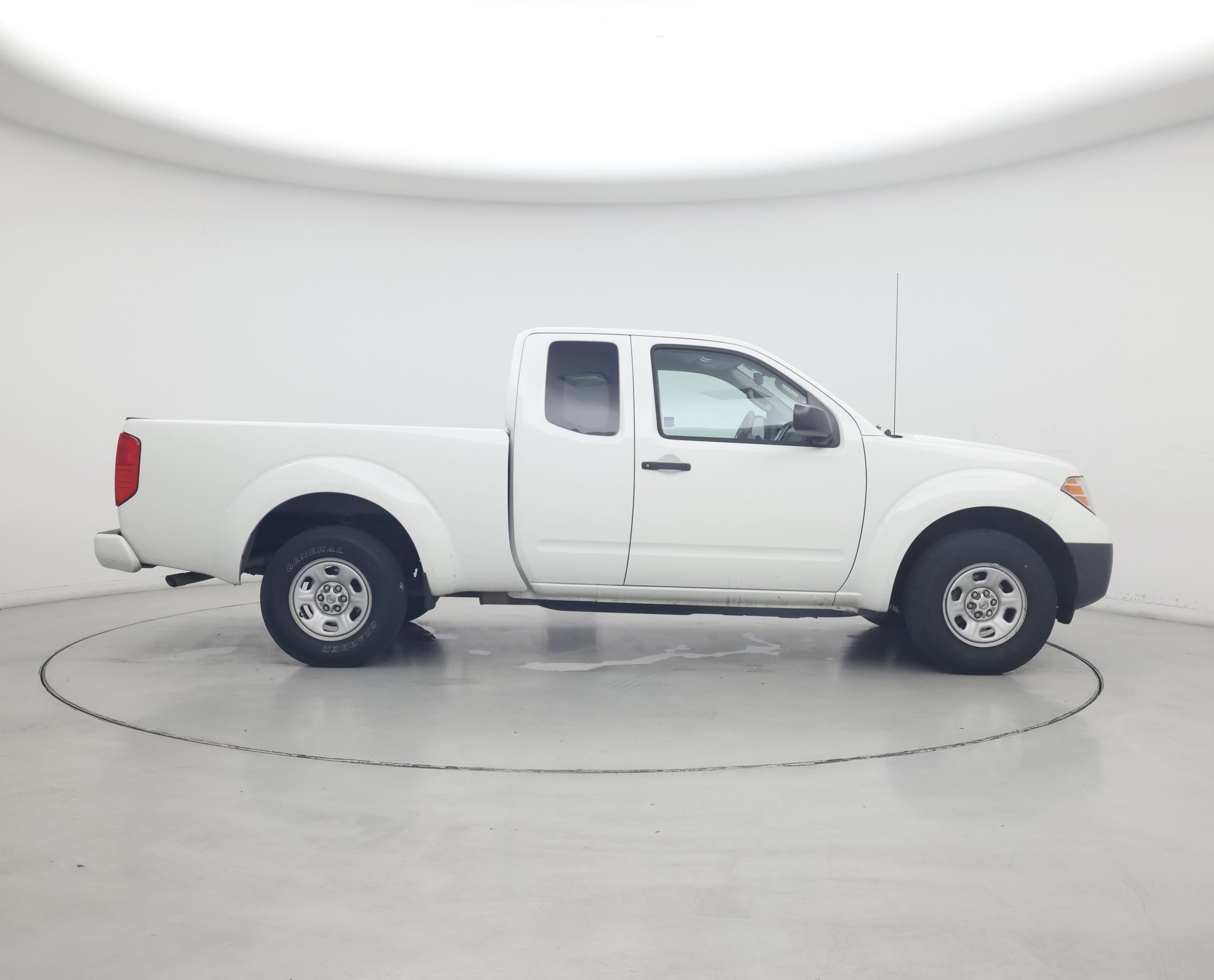 Thumbnail: 2017 Nissan Frontier - 7