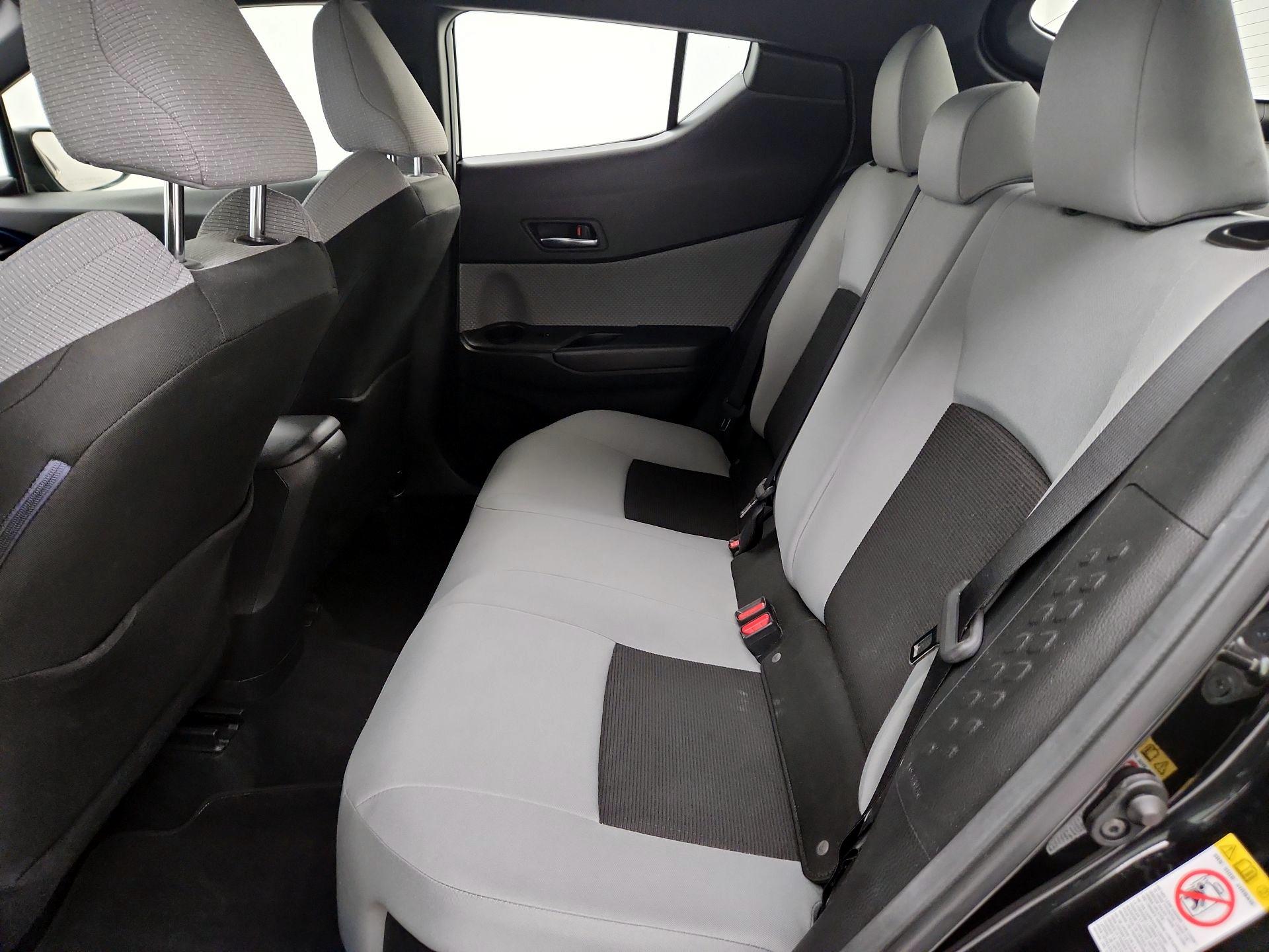 Thumbnail: 2019 Toyota C-HR - 19