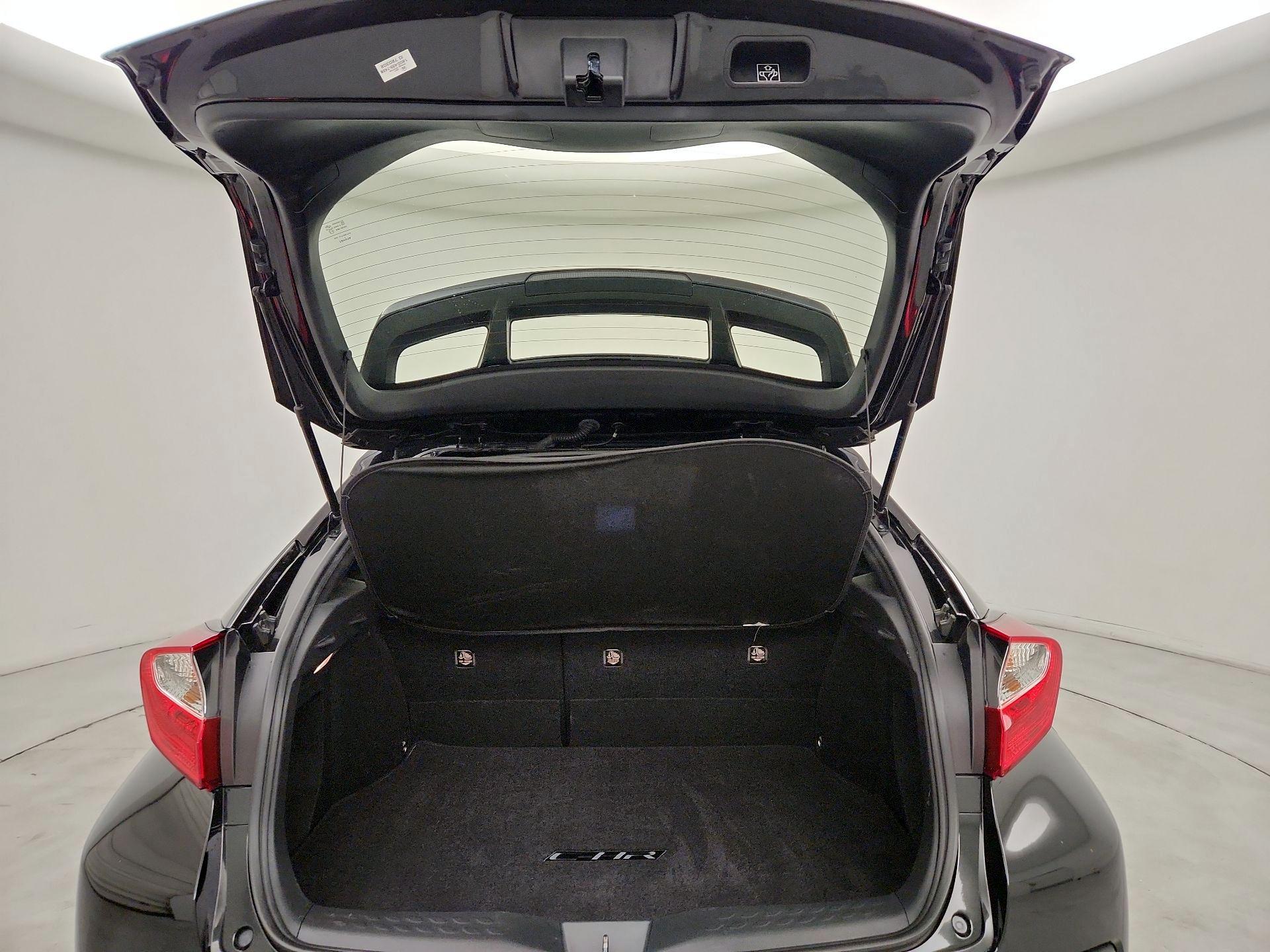 Thumbnail: 2019 Toyota C-HR - 20