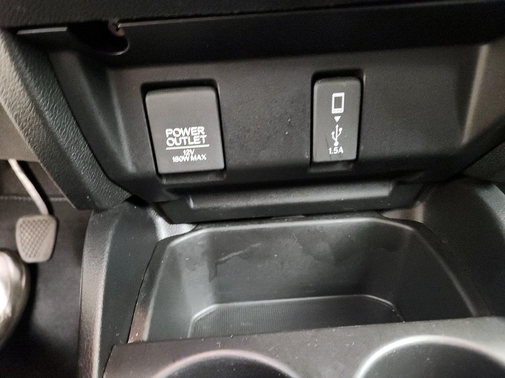 Thumbnail: 2018 Honda Fit - 18