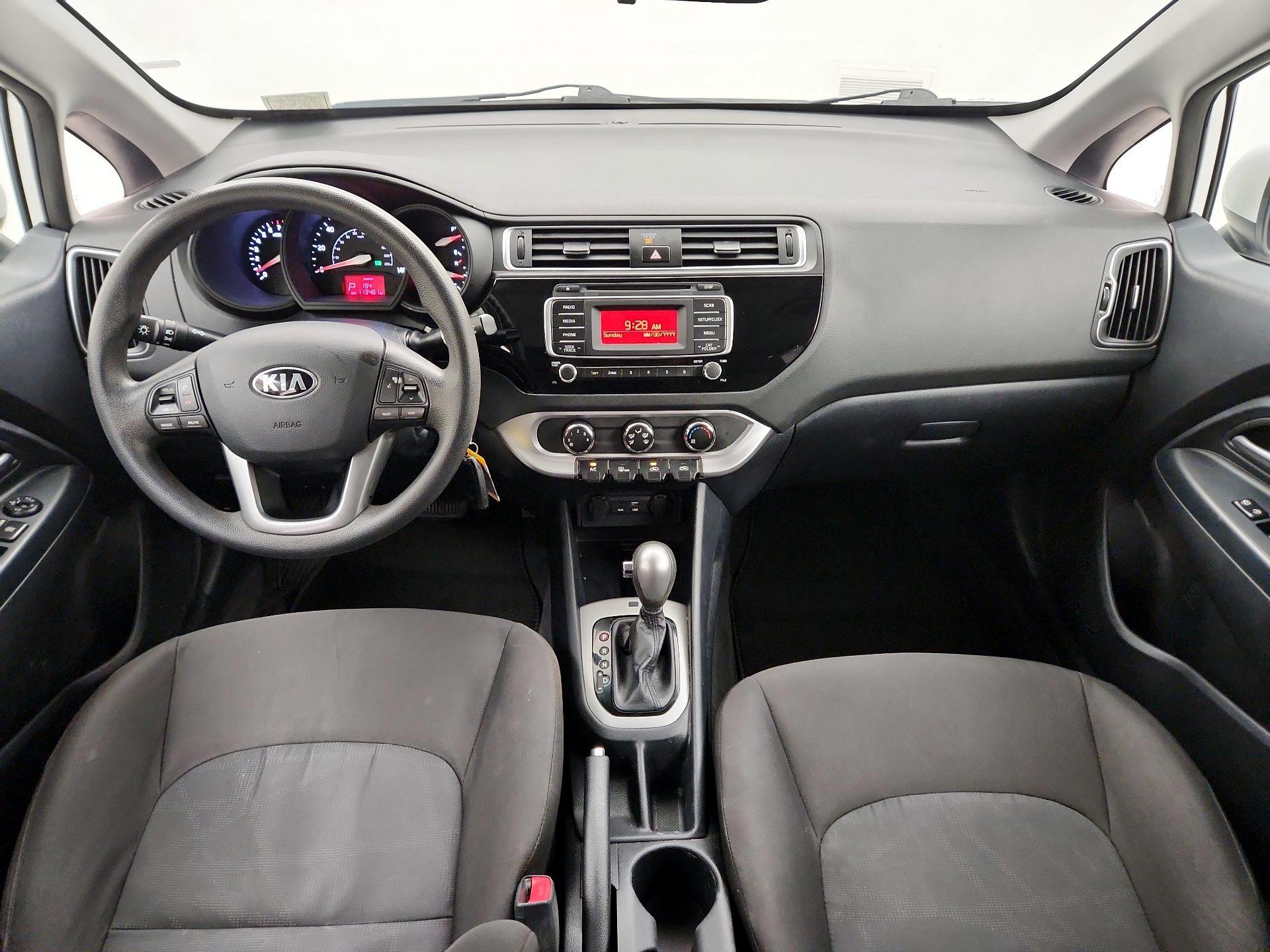 Thumbnail: 2017 Kia Rio - 9