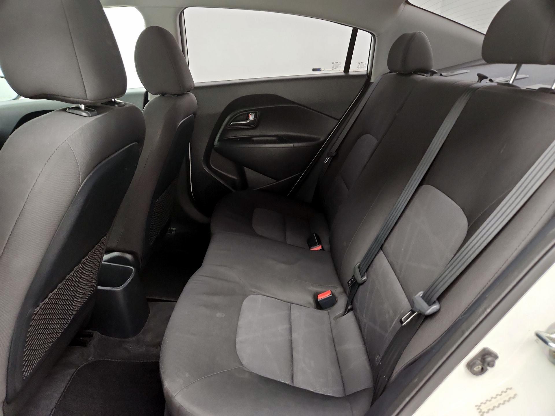 Thumbnail: 2017 Kia Rio - 18