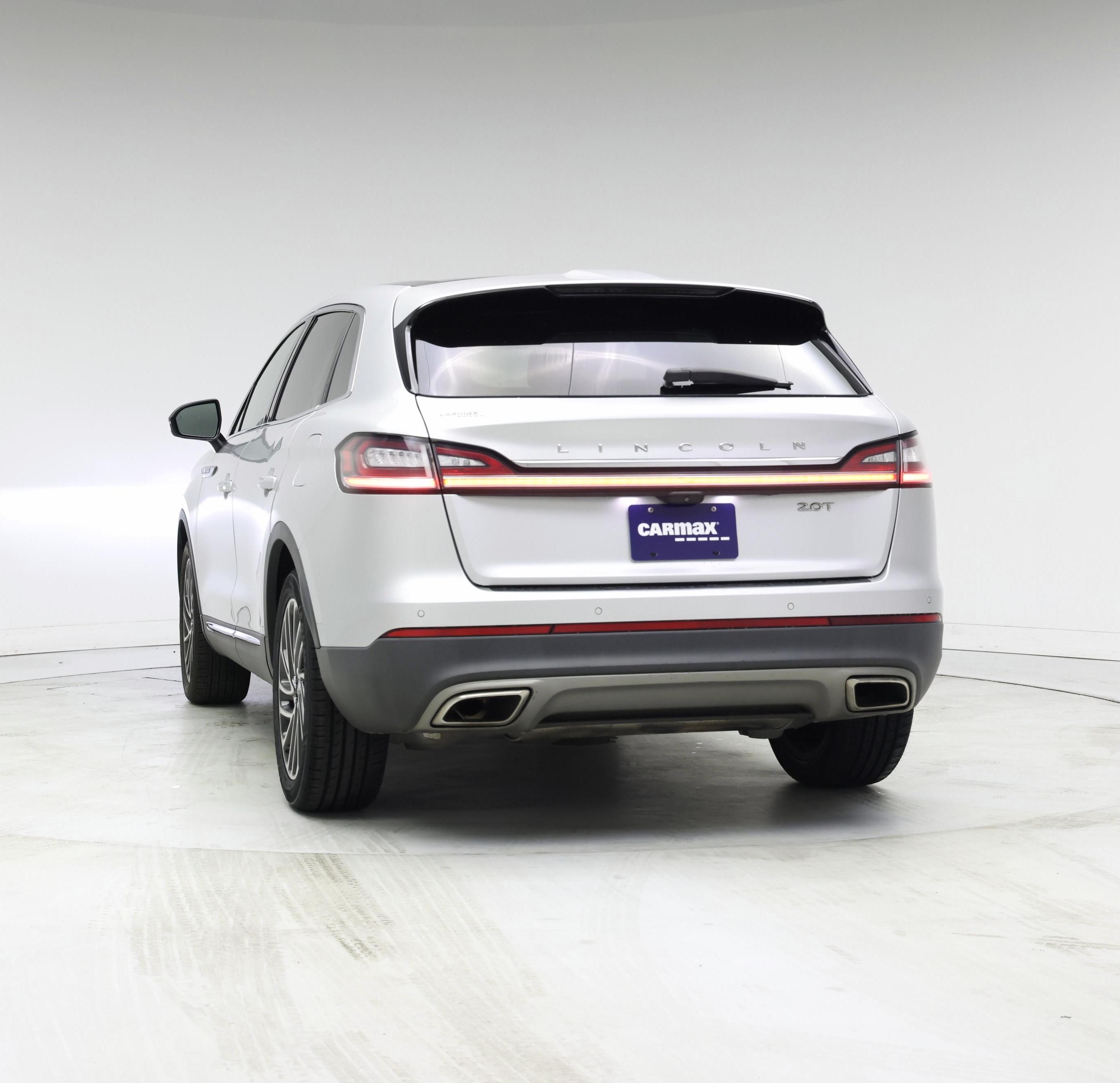 Thumbnail: 2019 Lincoln Nautilus - 6