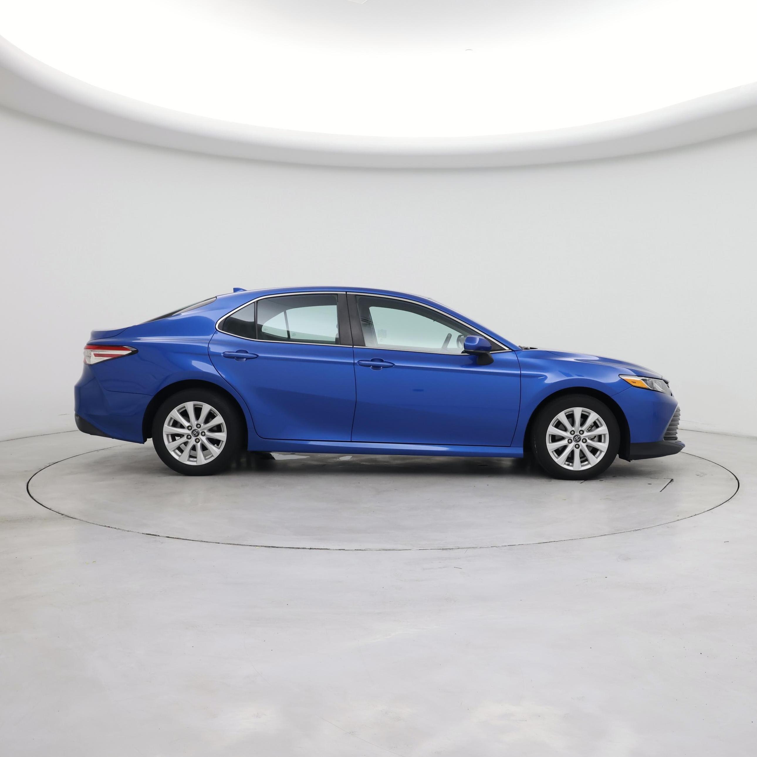 Thumbnail: 2019 Toyota Camry - 7