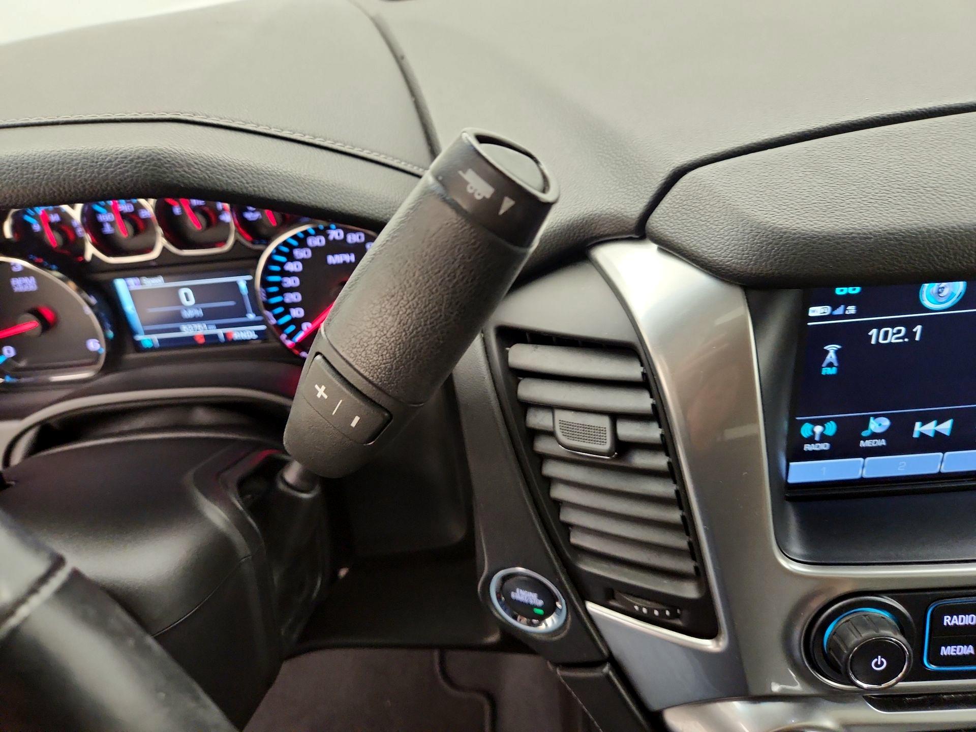 Thumbnail: 2019 Chevrolet Tahoe - 17