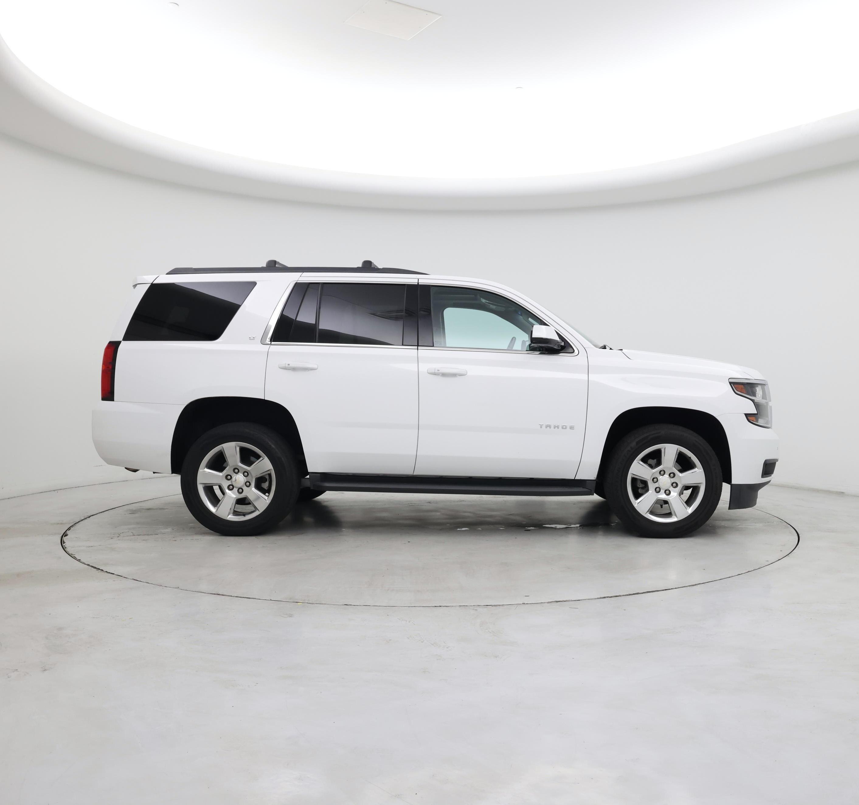 Thumbnail: 2019 Chevrolet Tahoe - 7