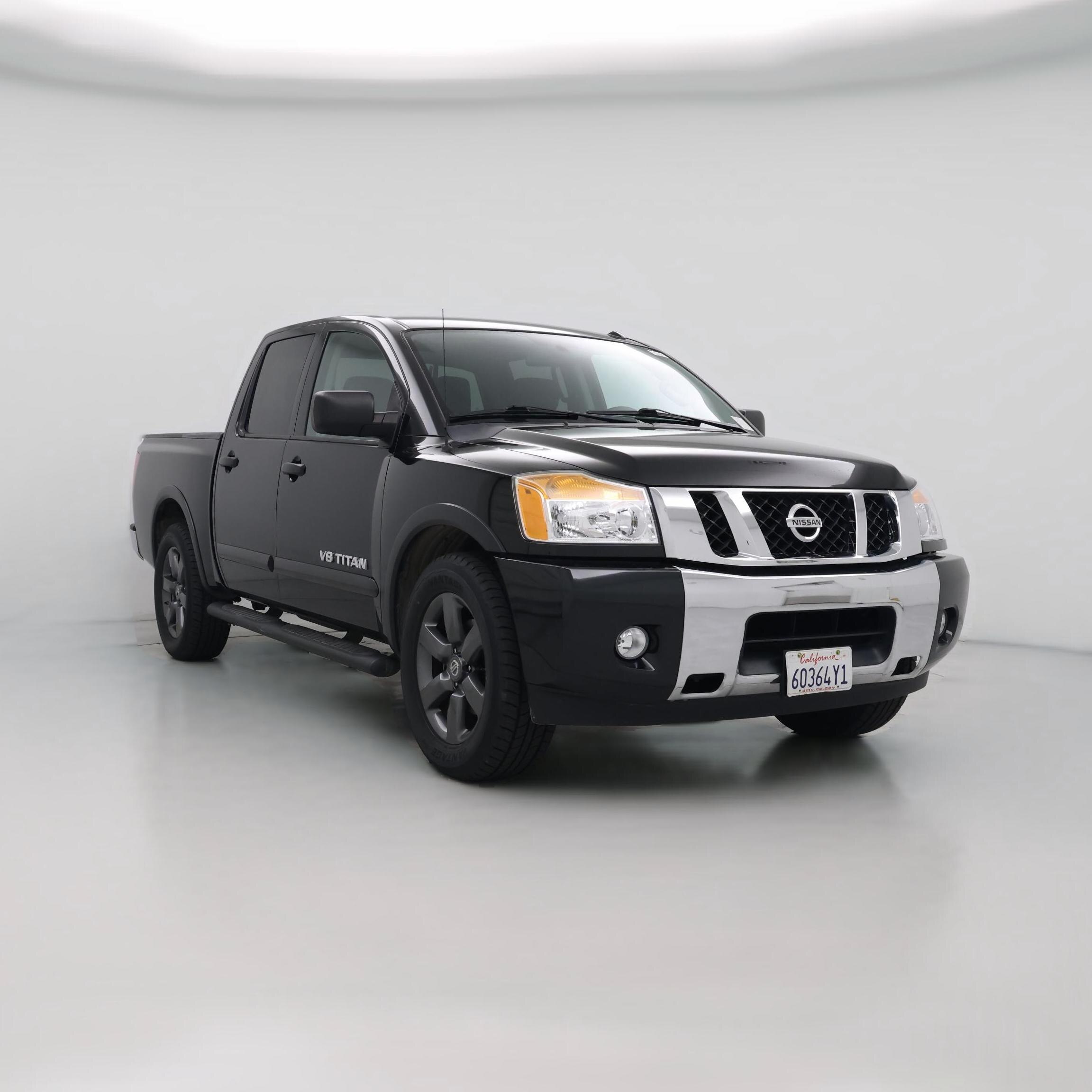 Thumbnail: 2015 Nissan Titan - 1