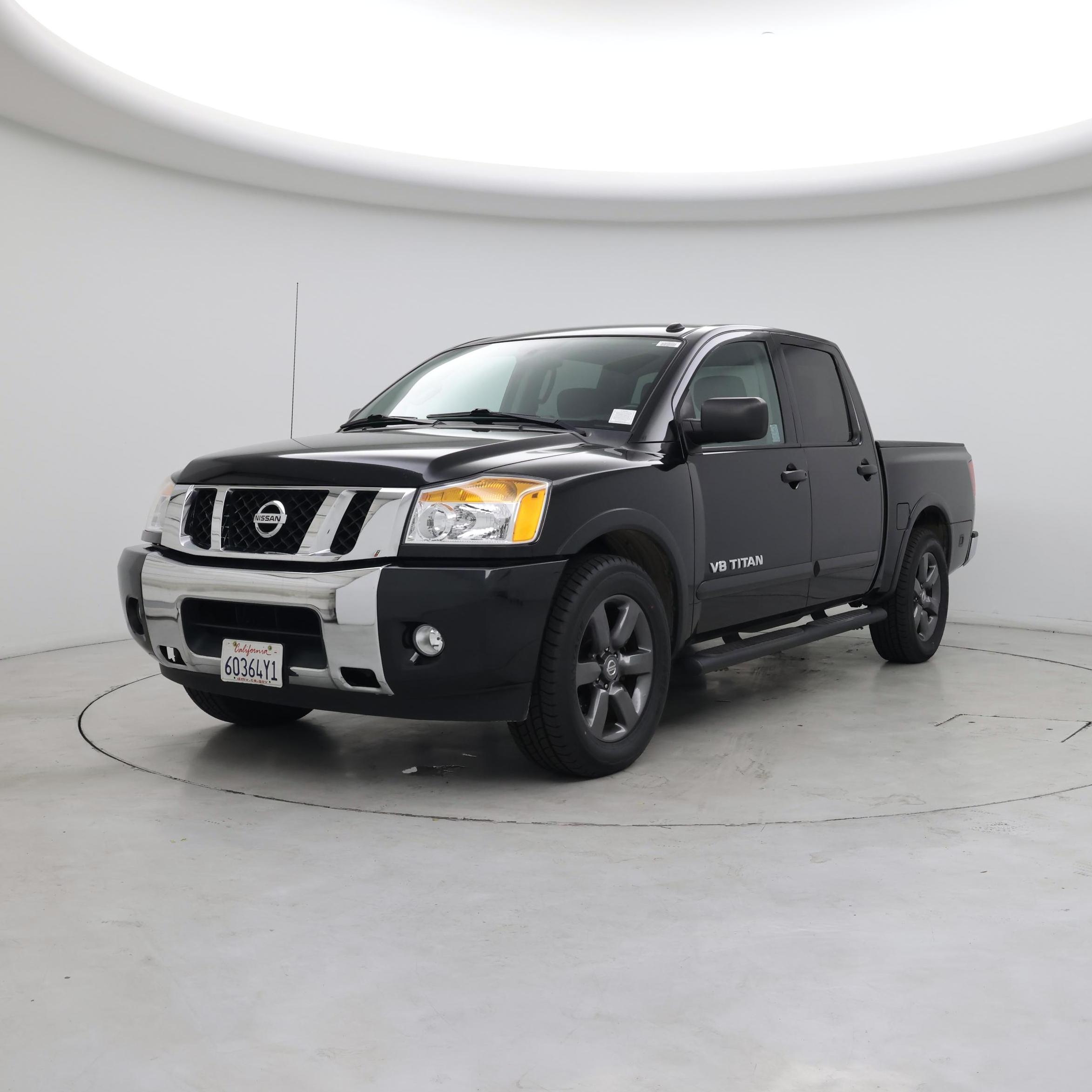 Thumbnail: 2015 Nissan Titan - 4