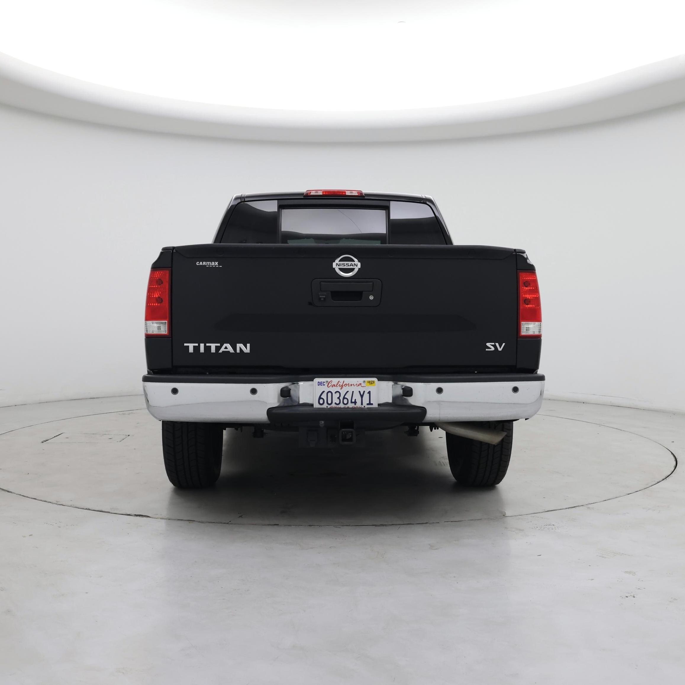 Thumbnail: 2015 Nissan Titan - 6