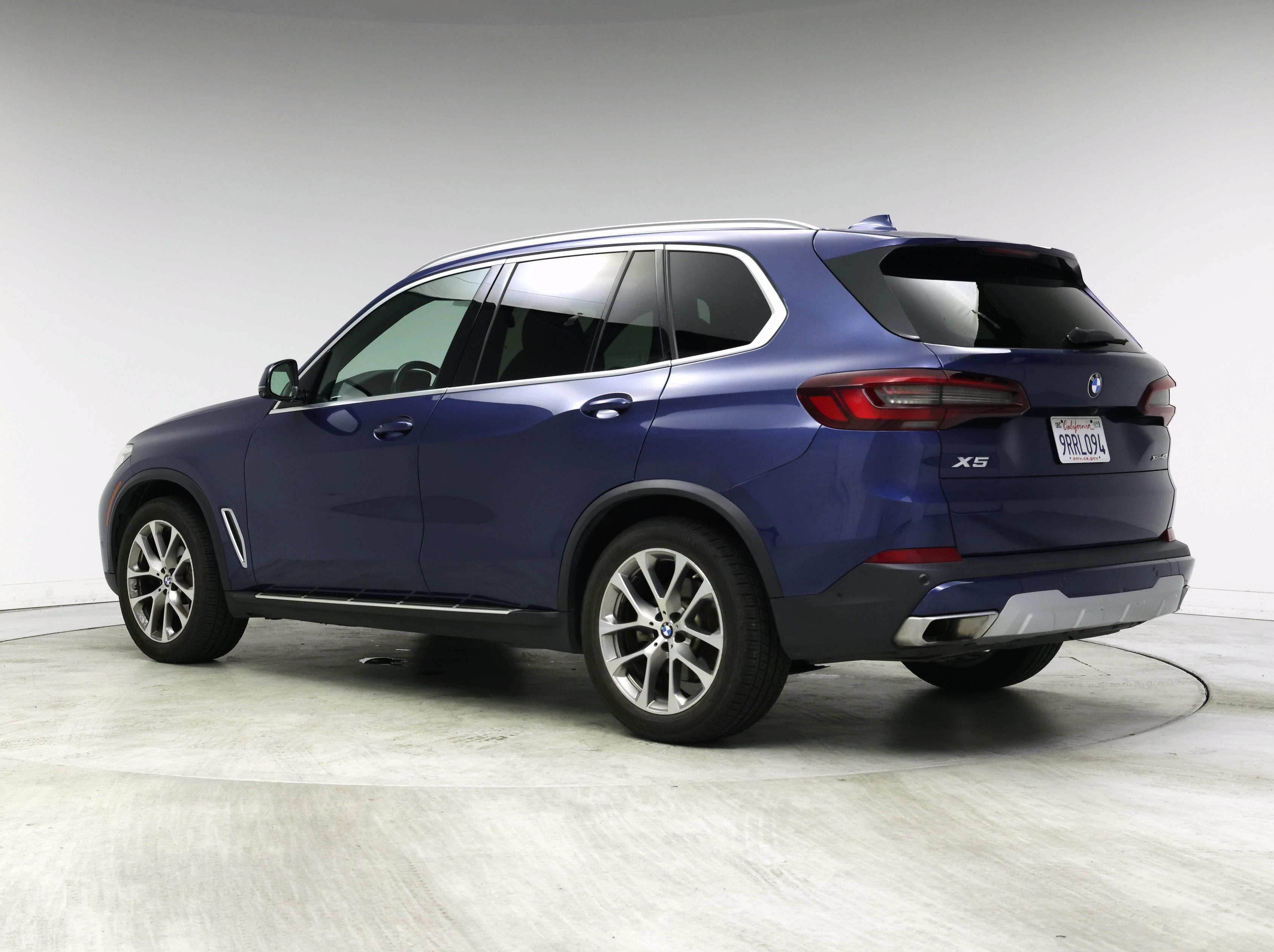 Thumbnail: 2023 BMW X5 - 2
