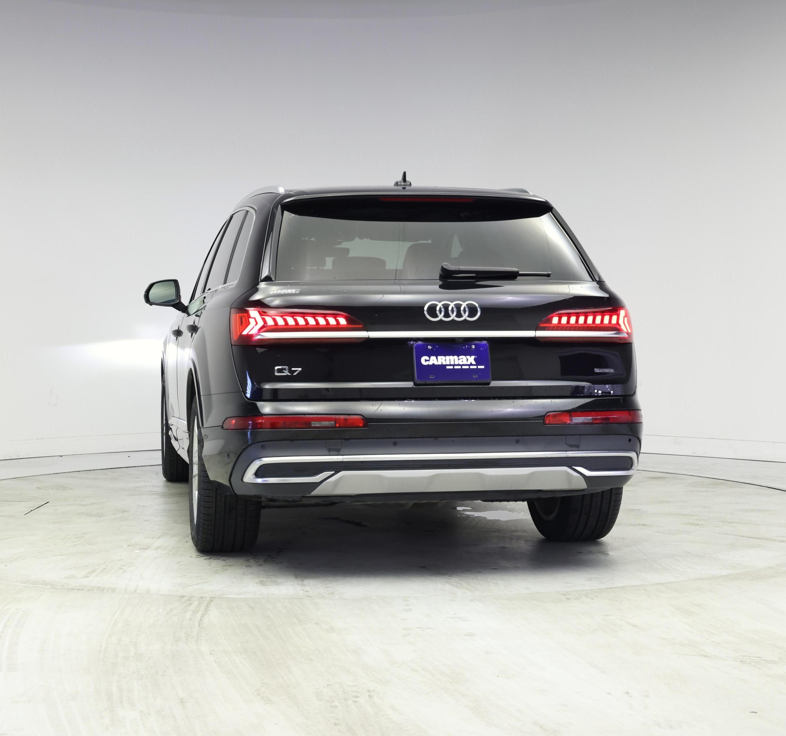 Thumbnail: 2023 Audi Q7 - 6