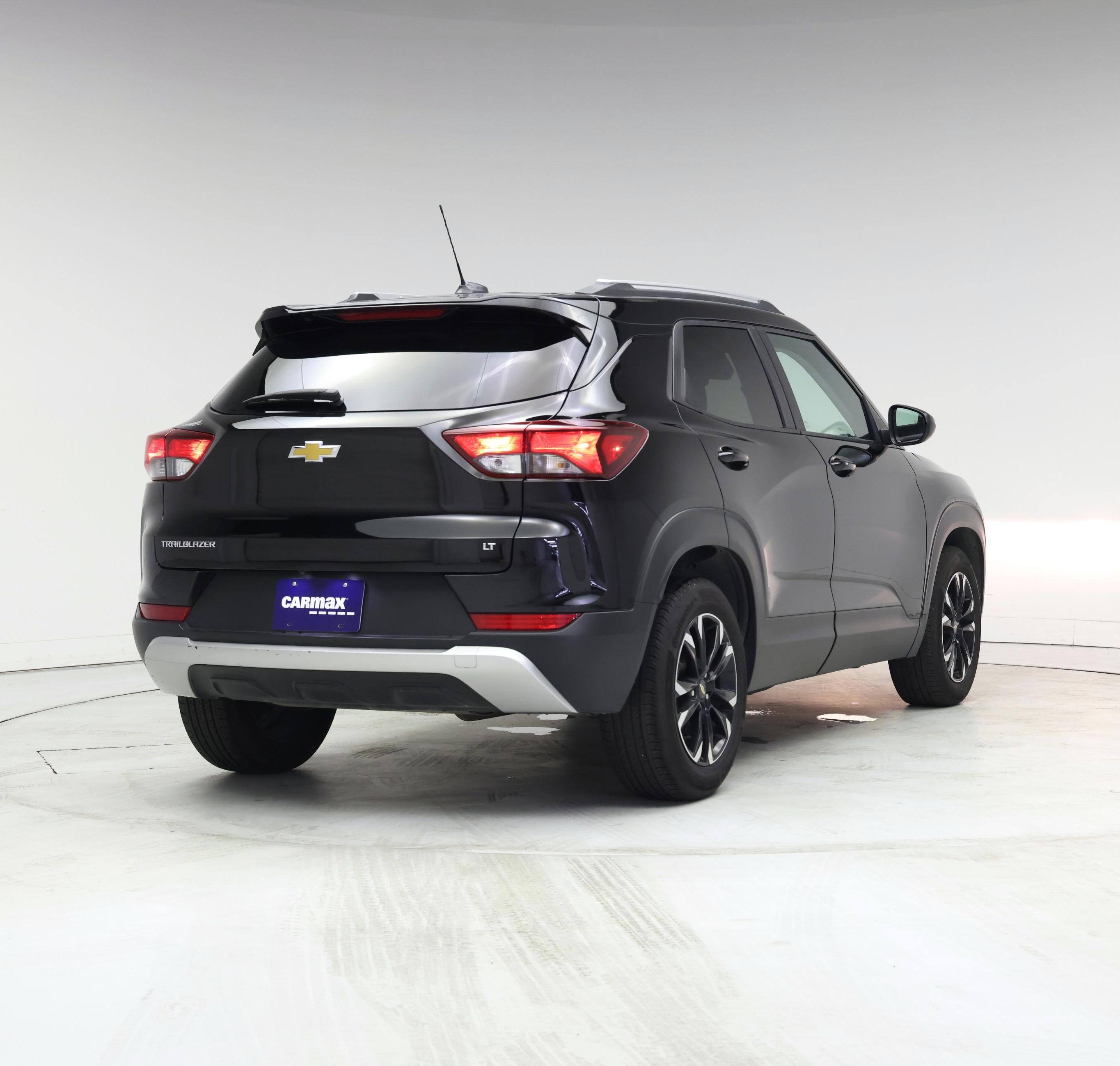 Thumbnail: 2023 Chevrolet TrailBlazer - 8
