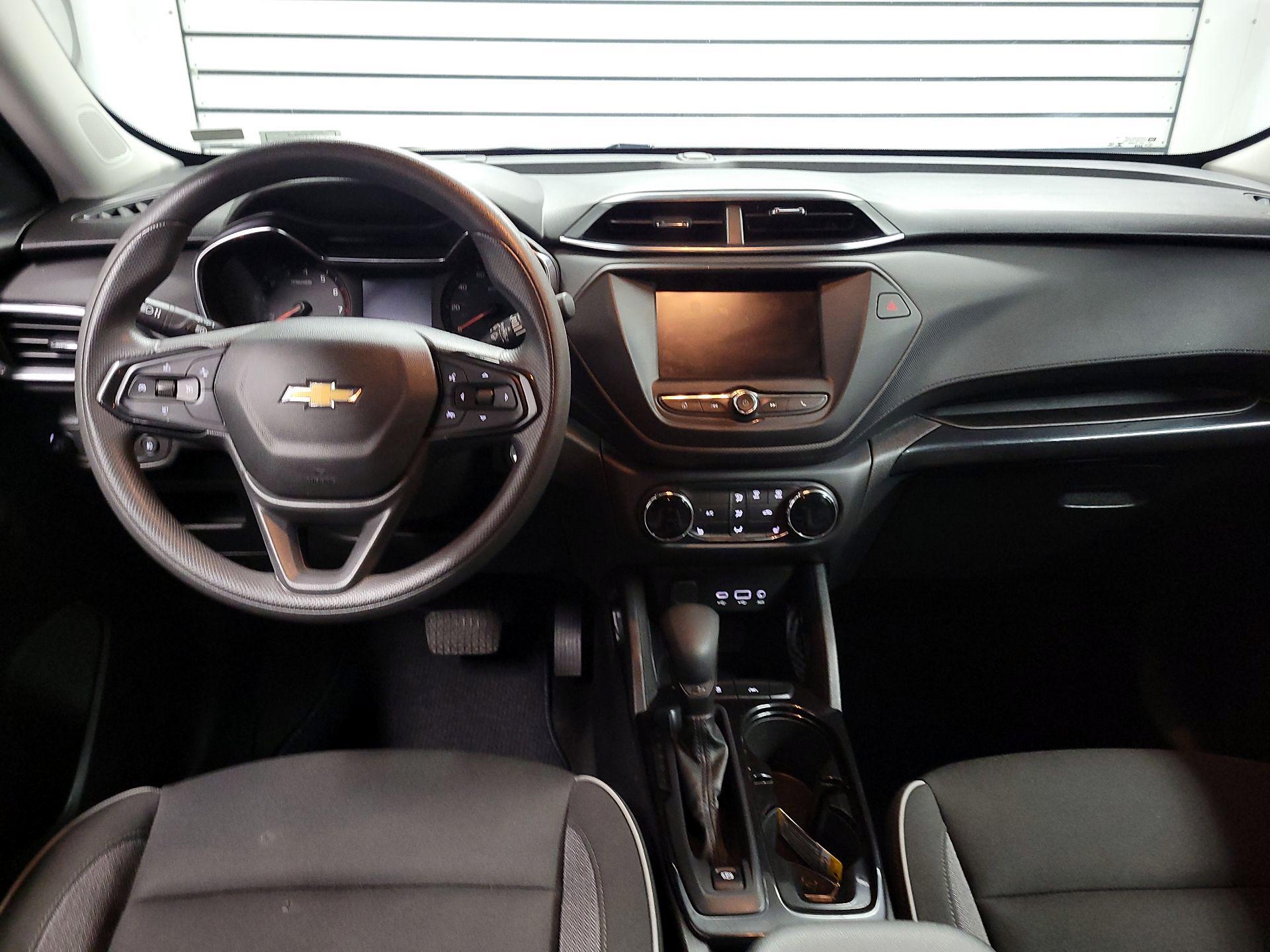 Thumbnail: 2023 Chevrolet TrailBlazer - 9