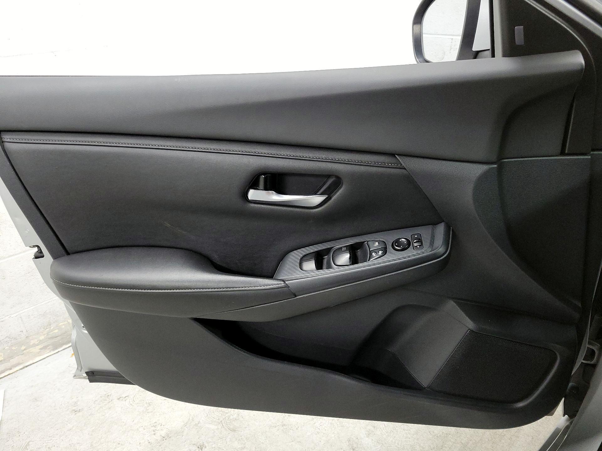 Thumbnail: 2023 Nissan Sentra - 12