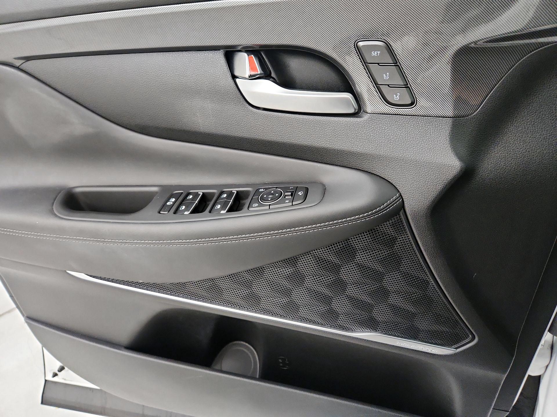 Thumbnail: 2022 Hyundai Santa Fe - 12