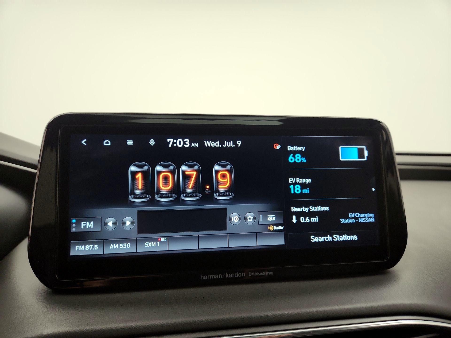 Thumbnail: 2022 Hyundai Santa Fe - 16